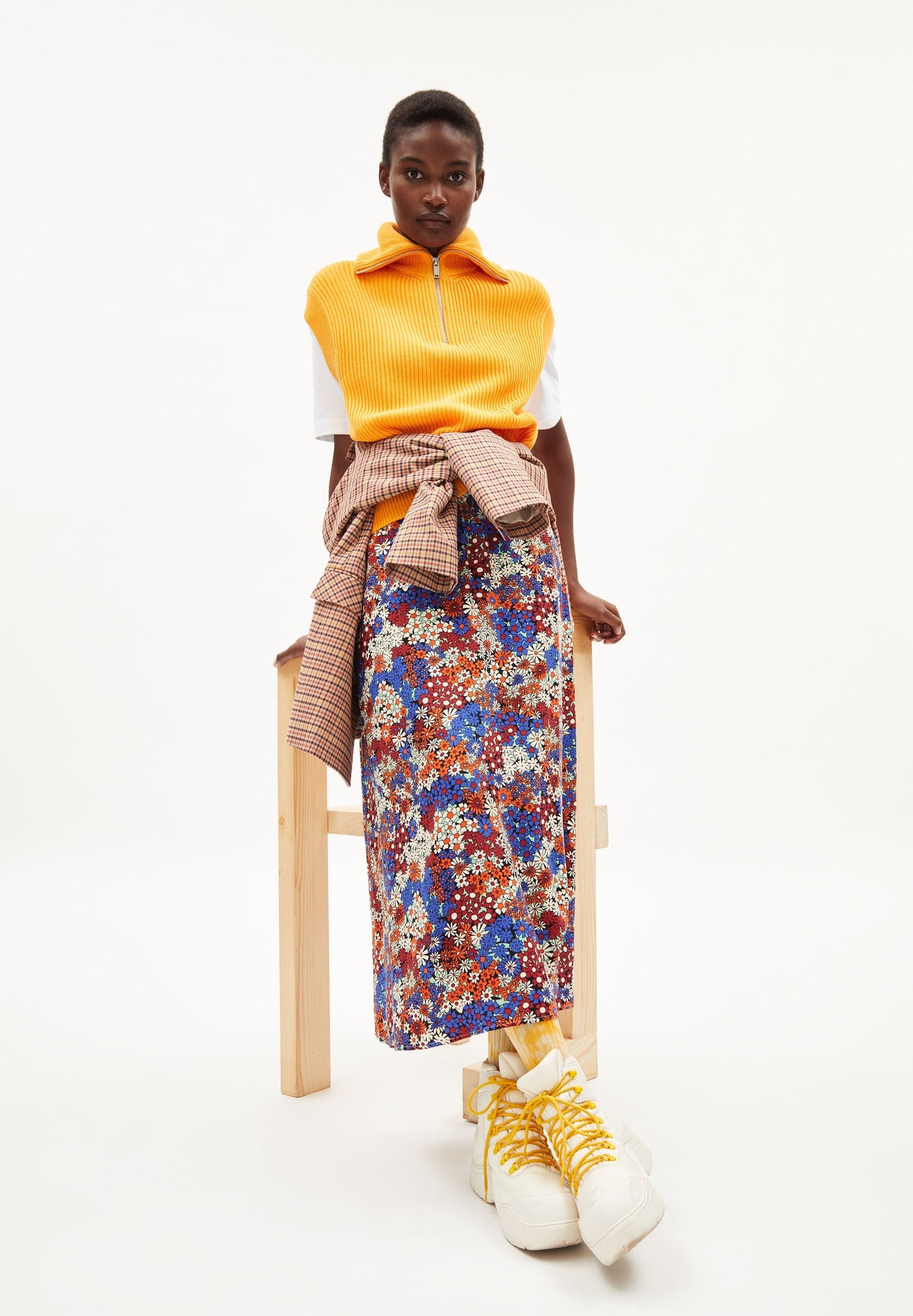 Pull col zippé sans manches orange en coton bio - aylaa sunset