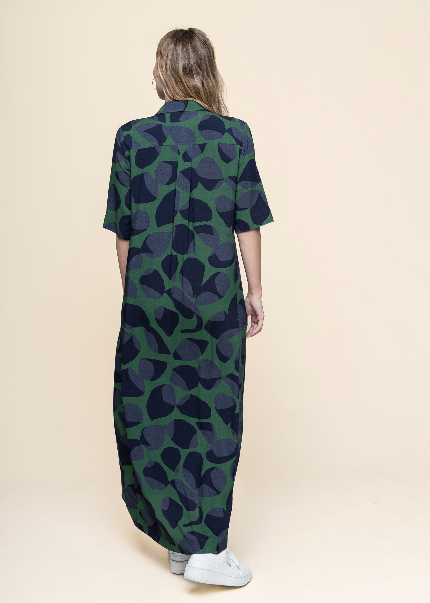 Robe en coton biologique | multicolore "leaf dark gianna dress - multicolor"