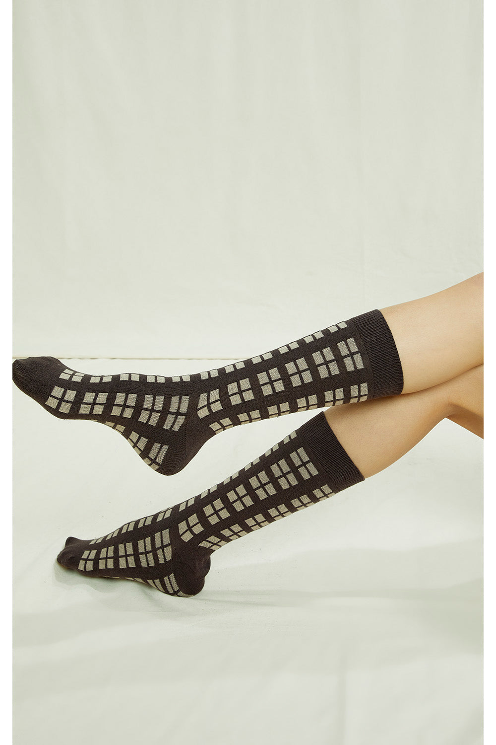 Chaussettes hautes à carreaux marron en coton bio