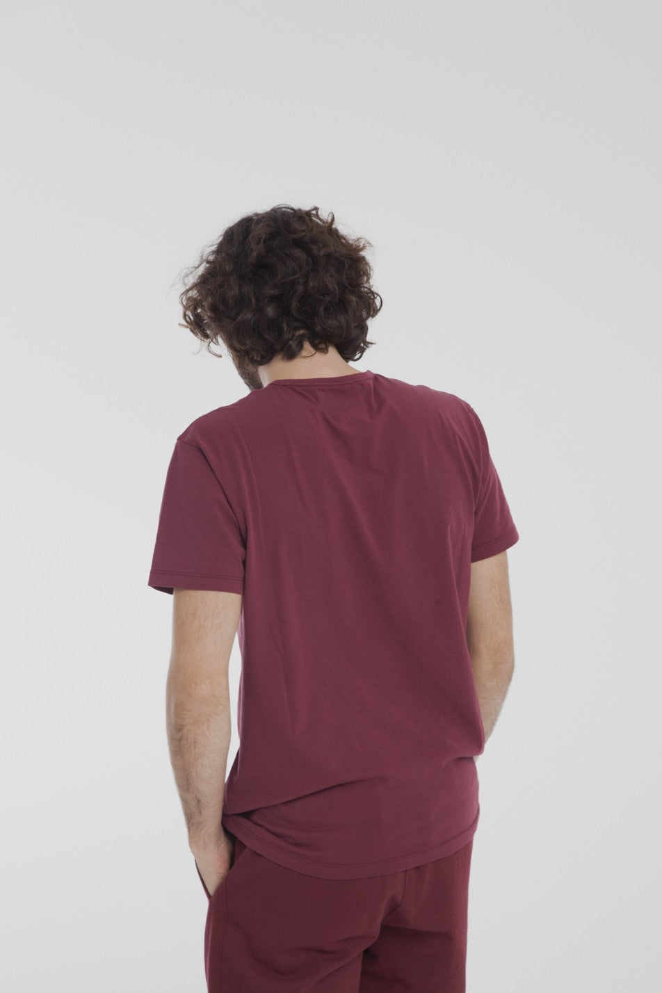 T-shirt uni bordeaux avec poche en coton bio