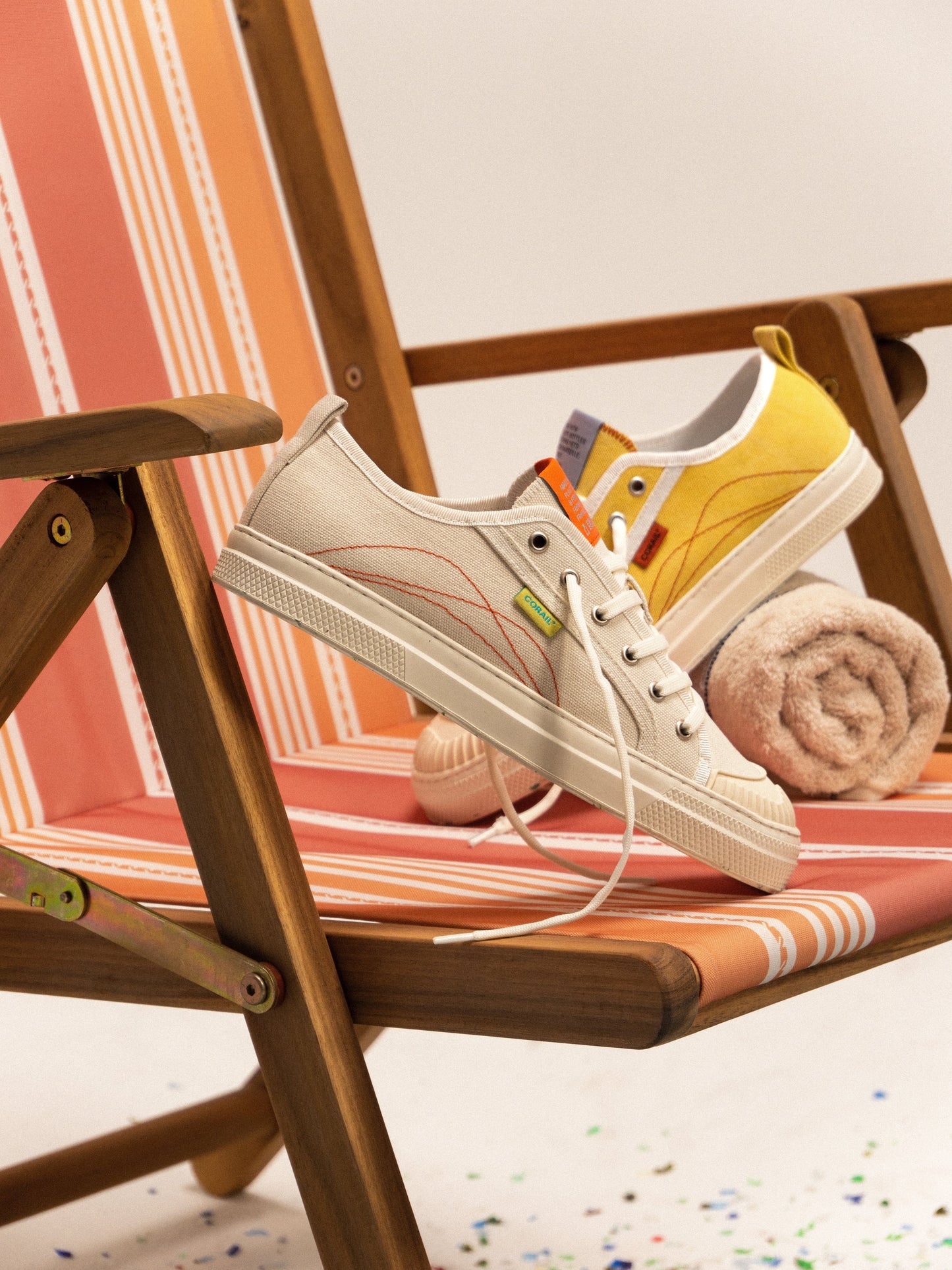 Baskets basses en polyester recyclé | beige et orange "celsius 70 arena beige"