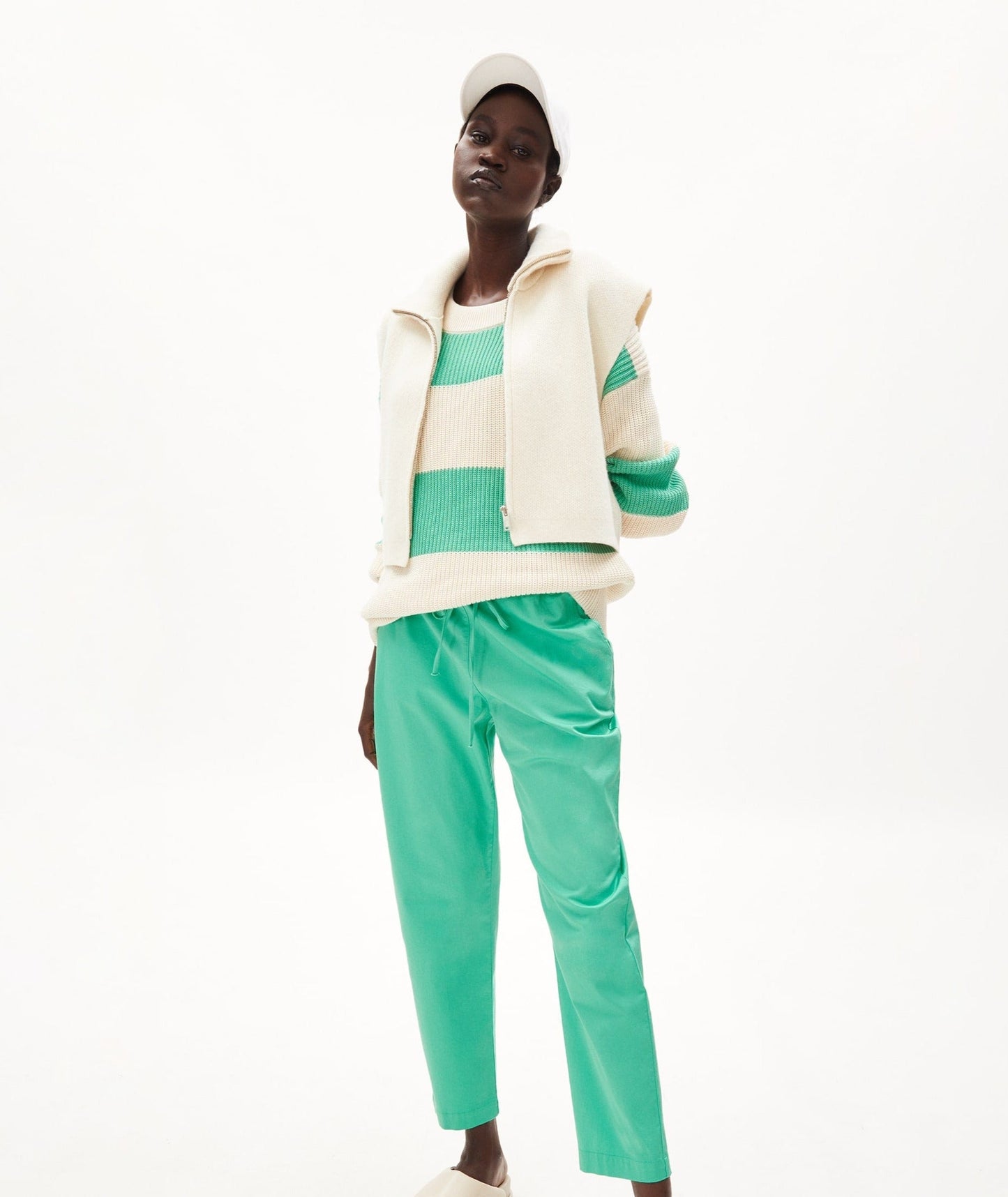 Pantalon carotte vert citron en coton bio - danyaa bright lime