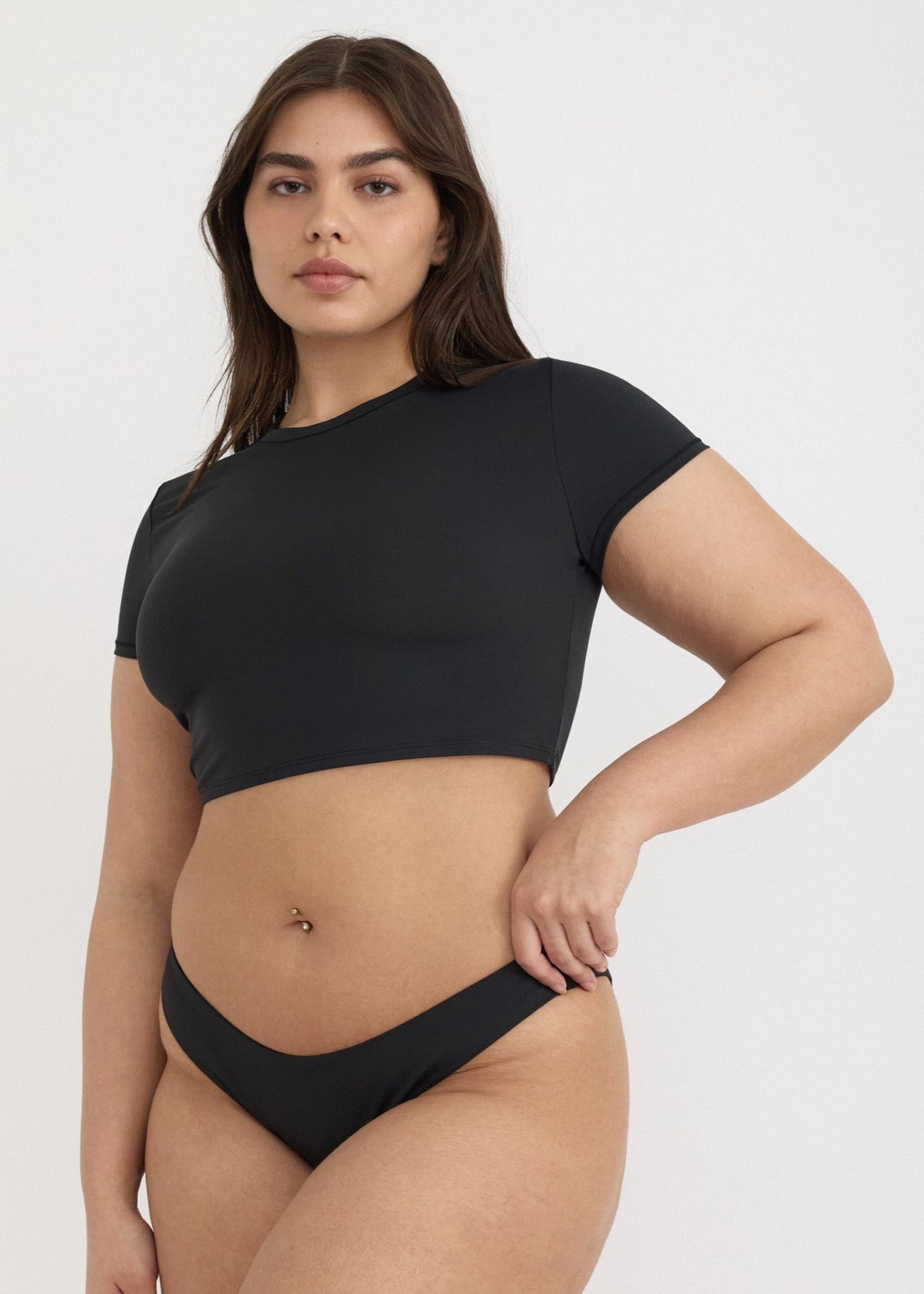 Bas de maillot en matières recyclées | noir "swim cheeky bikini bottom - black"