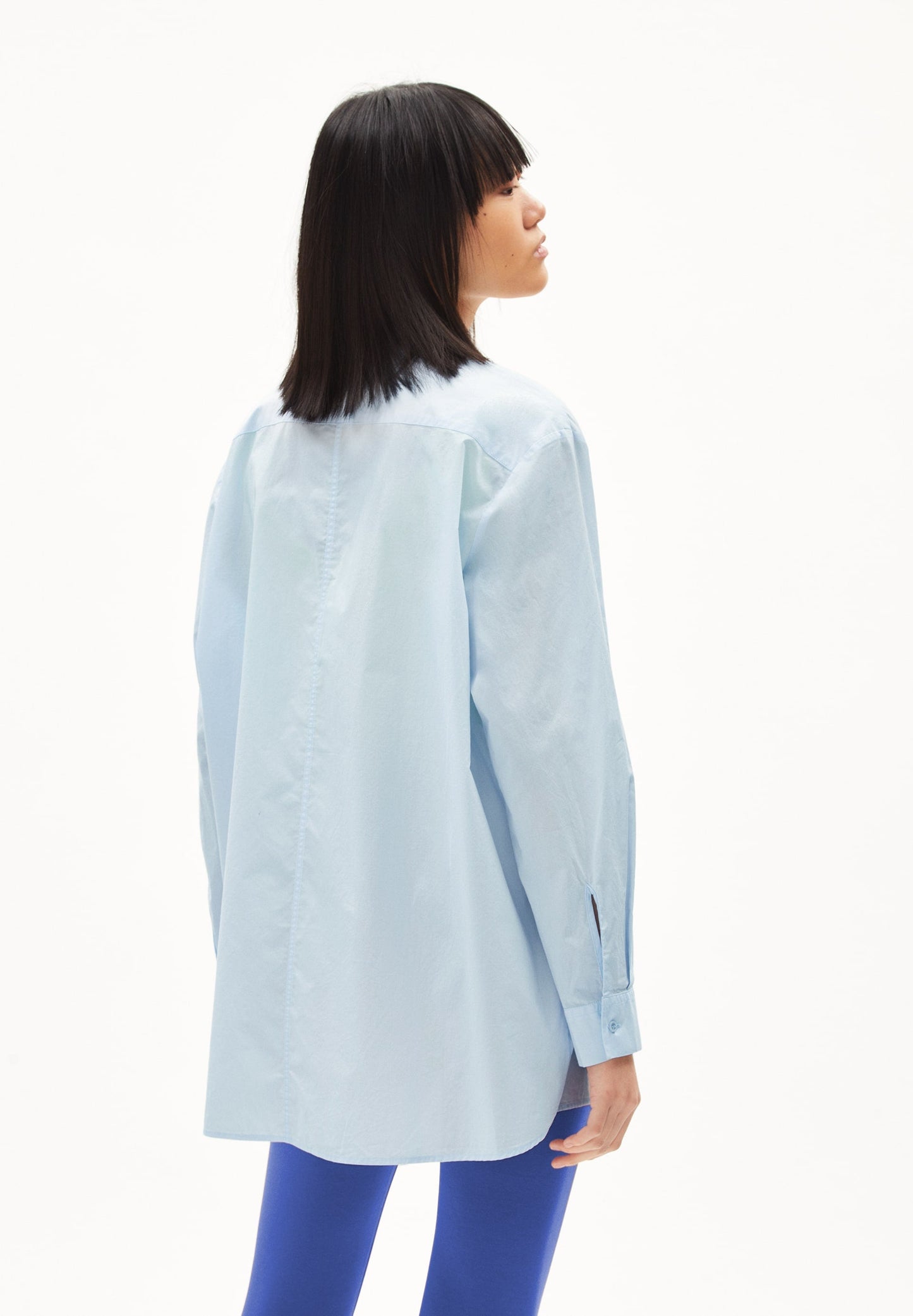 Chemise longue bleu ciel en coton bio - ealgaa morning sky