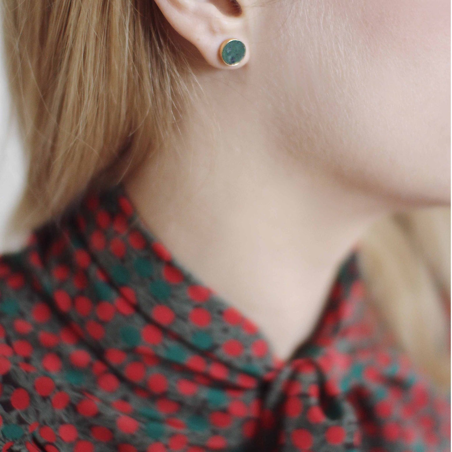 Boucles d'oreilles en argent plaqué or | Pierre en néphrite "earring studs gold"