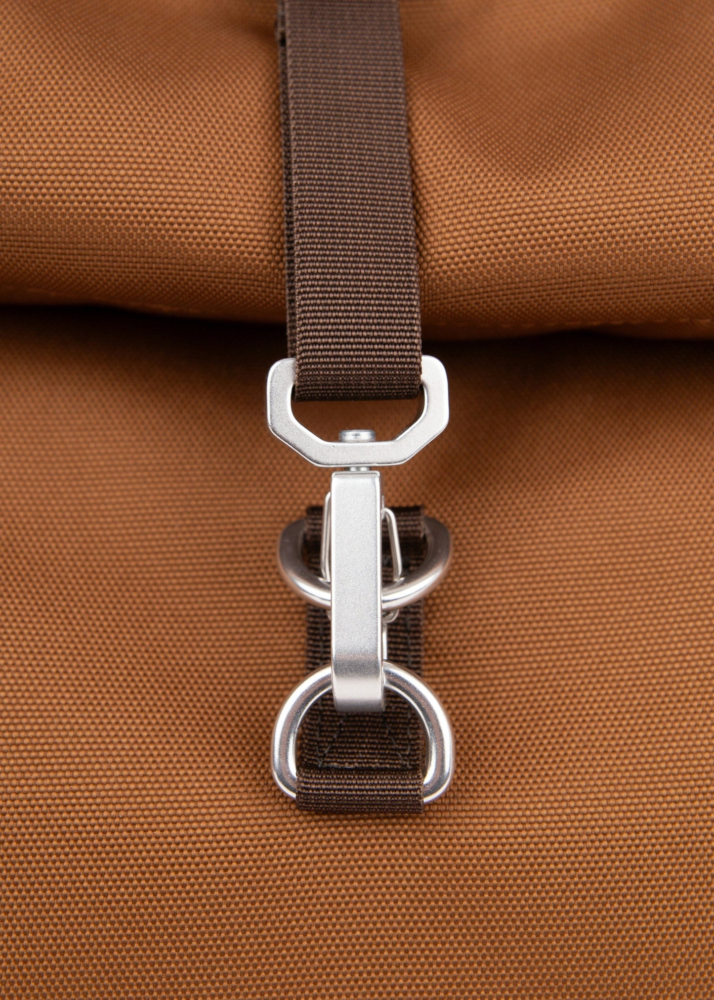 Sac à dos 19L en matière recyclée | marron "ground rolltop backpack l - sepia brown"