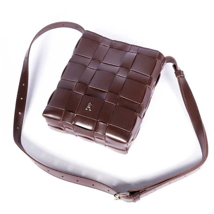 Sac à main en cuir certifié | marron "extrait - choco"