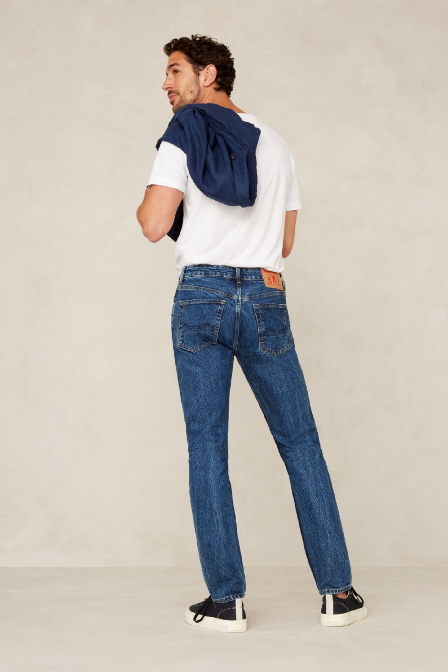 Jean slim en coton bio et recyclé | bleu foncé "edric xavier mid used"