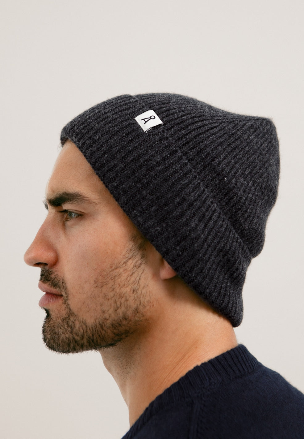 Bonnet gris foncé en coton bio et laine bio -maax