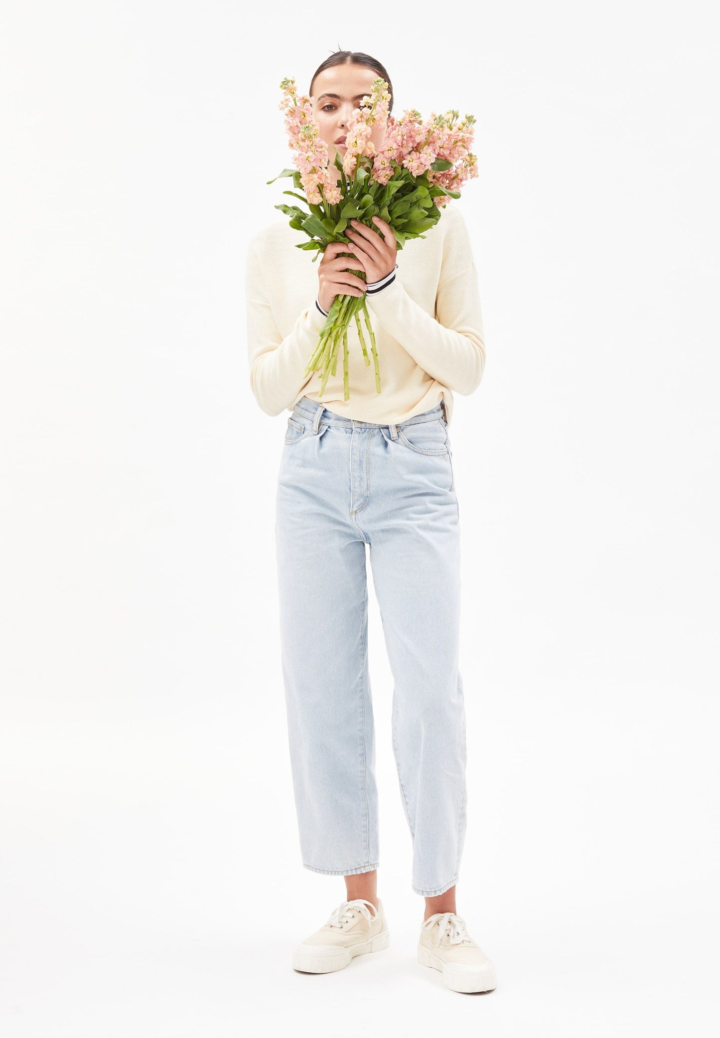 Pull à col rond beige en coton bio - medinaa oatmilk