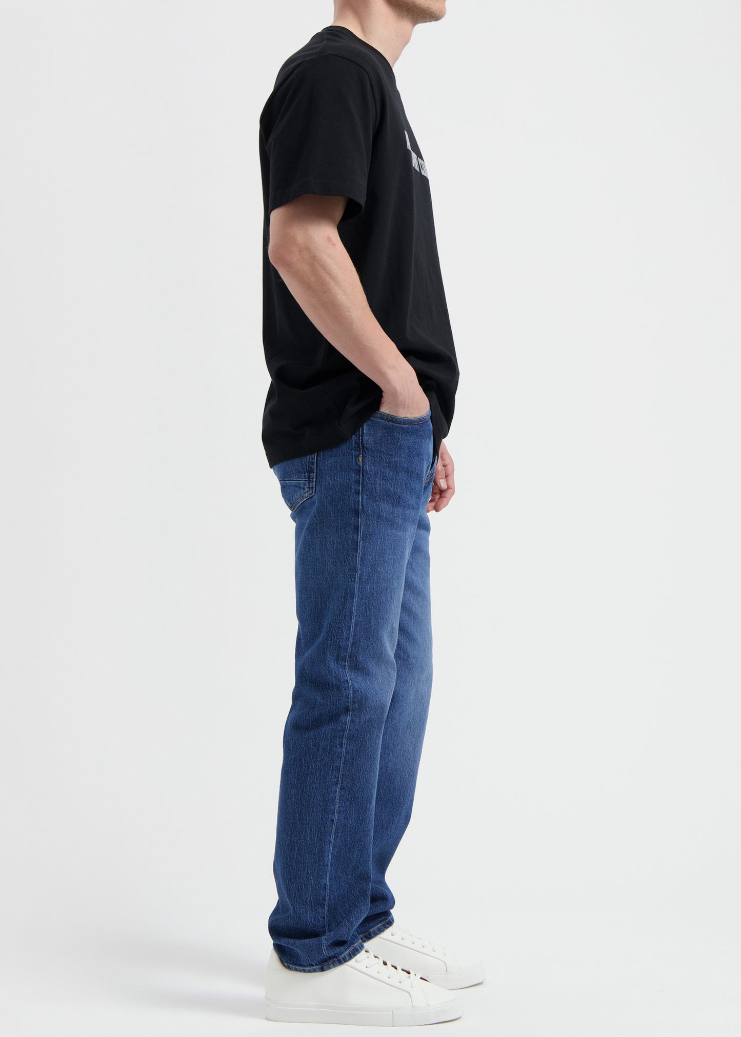 Jean droit en coton bio et coton recyclé - "hank mid tapered - medium stone"