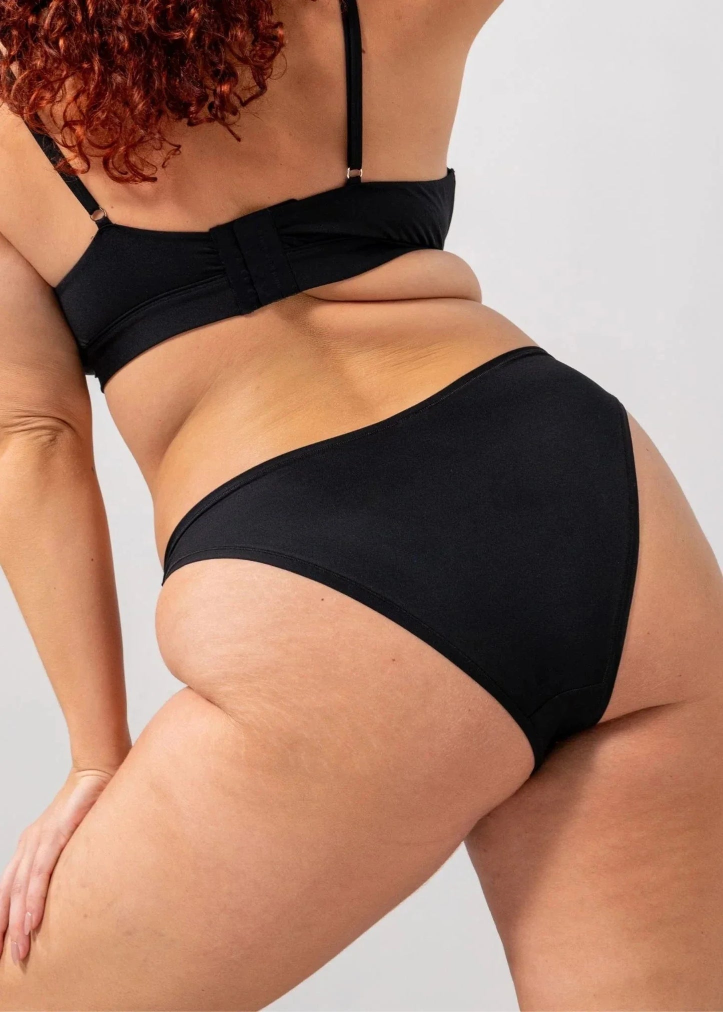 Culotte en matières recyclées | noir "micro bikini briefs - black"