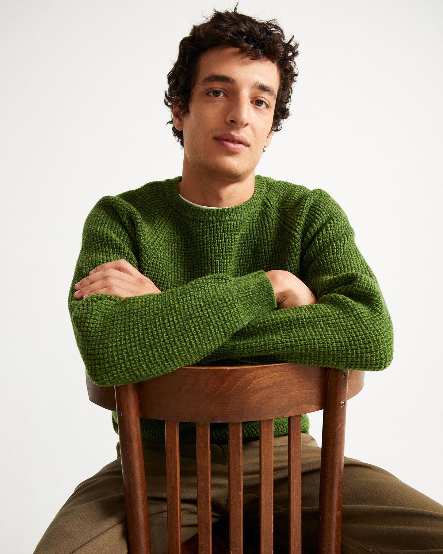 Pull col rond vert en laine certifiée - anteros parrot green