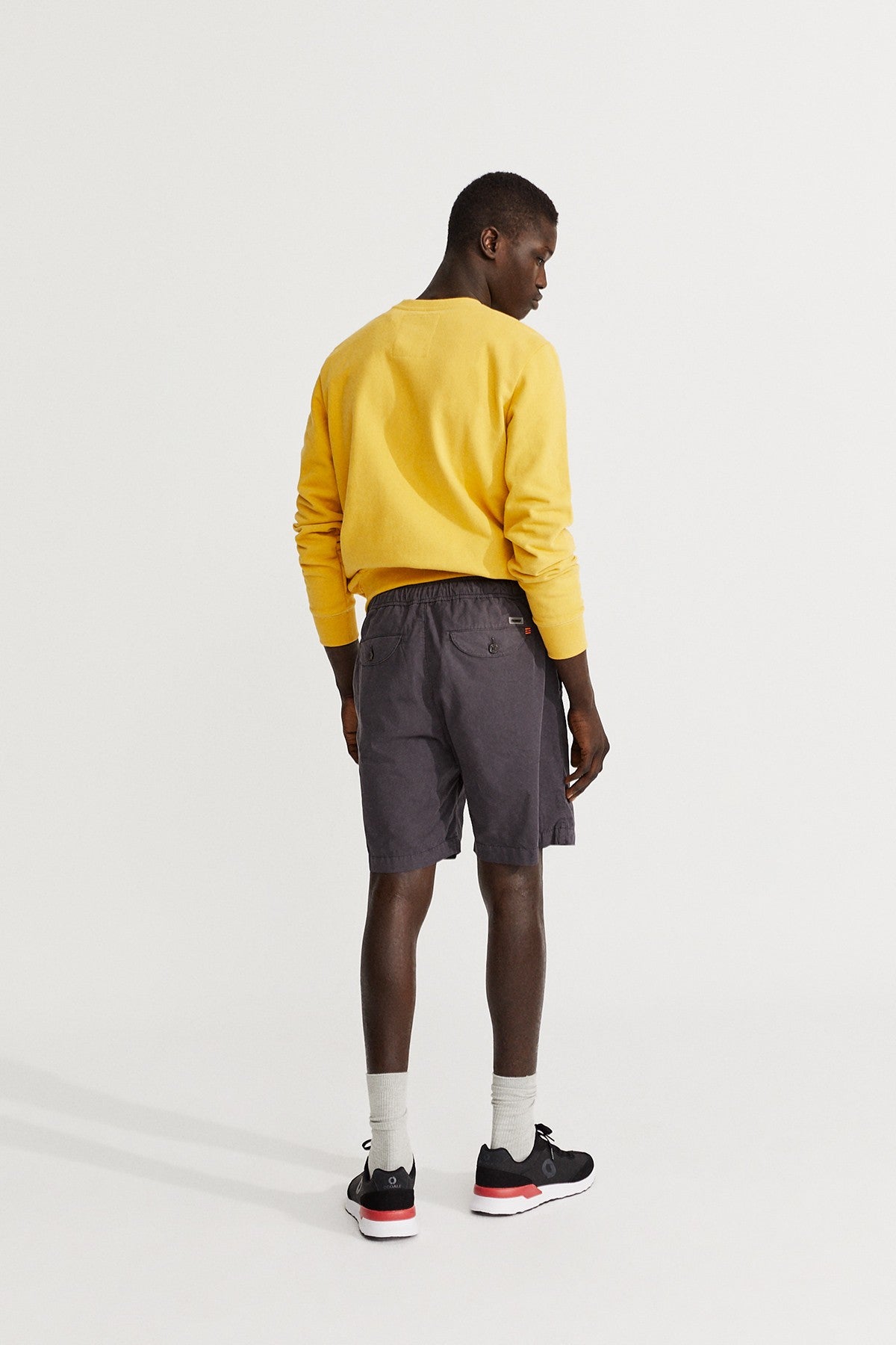 Short léger gris foncé en coton bio - Sand