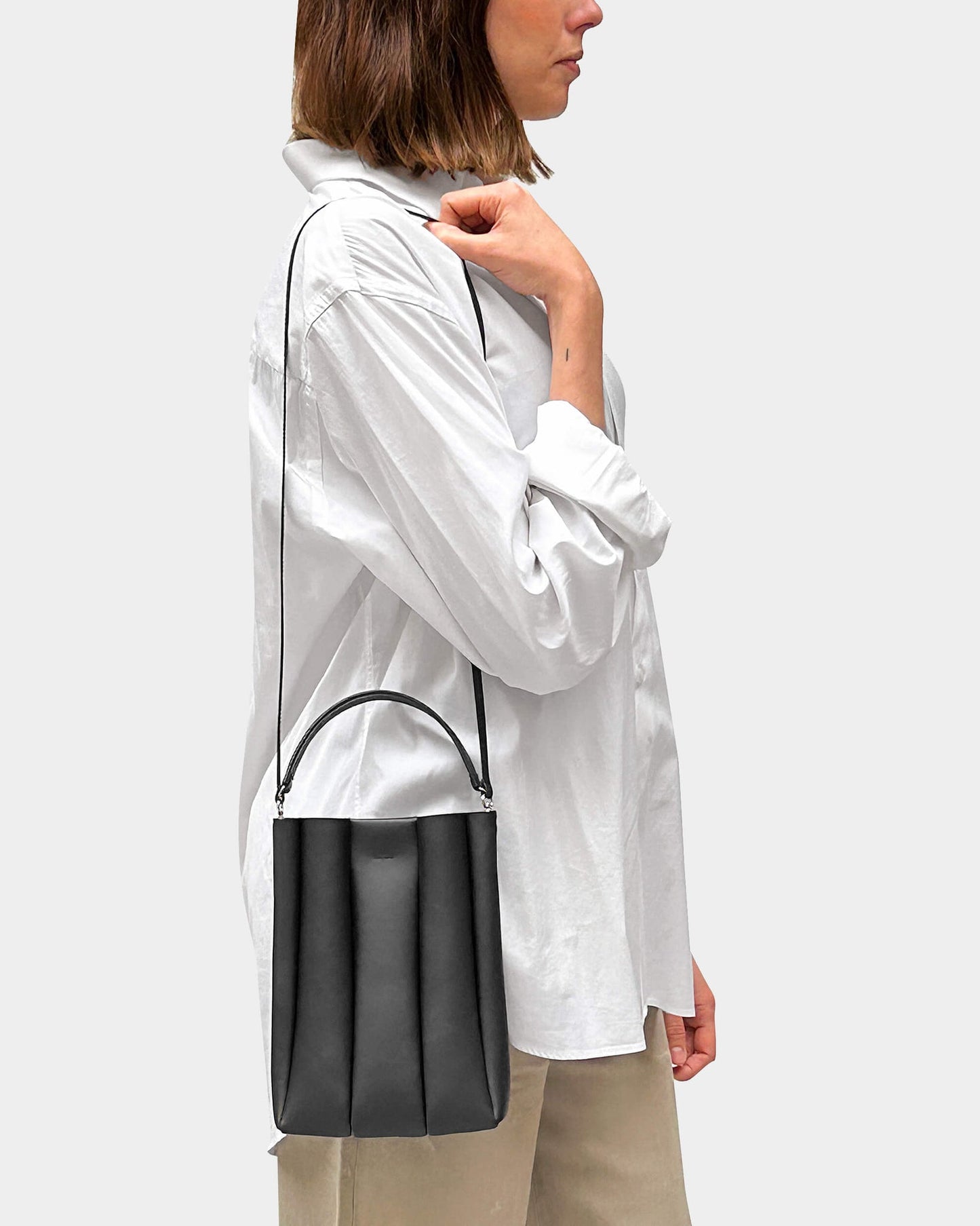 Sac à main noir en recyclé - small shell black