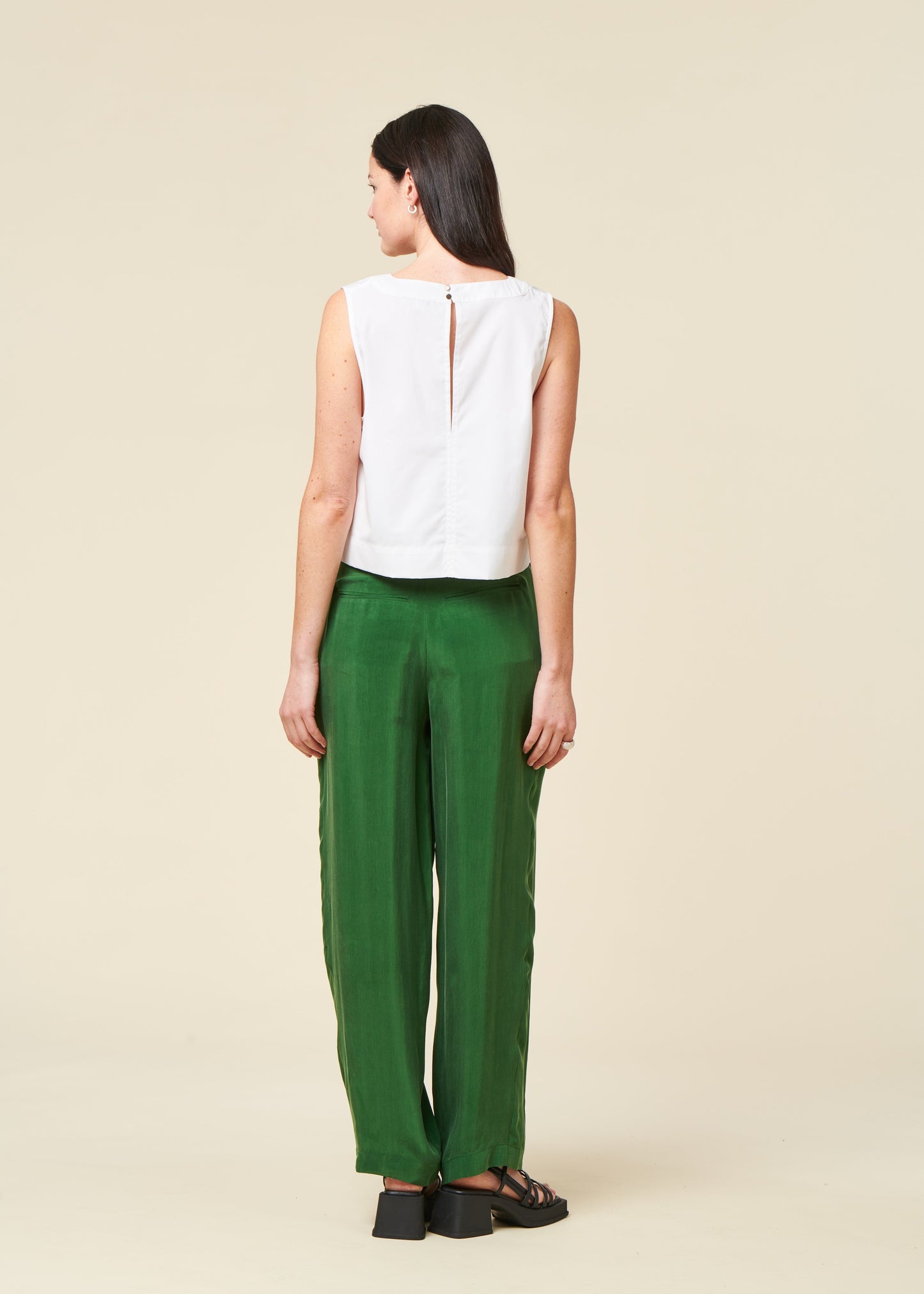 Pantalon ample fluide en cupro | vert "Dill cirila pants - green"