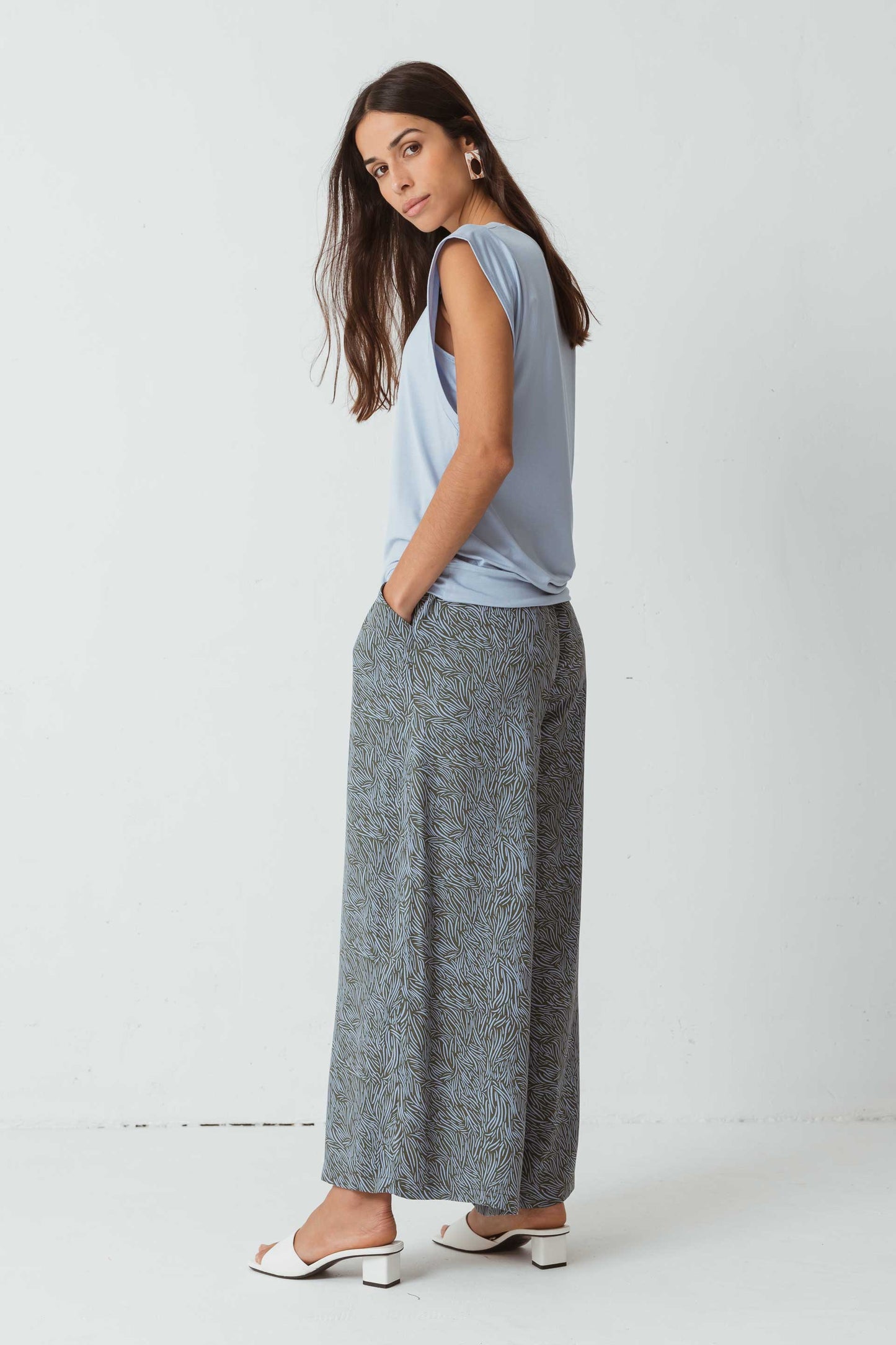 T-shirt bleu clair en modal - hmaika lavande