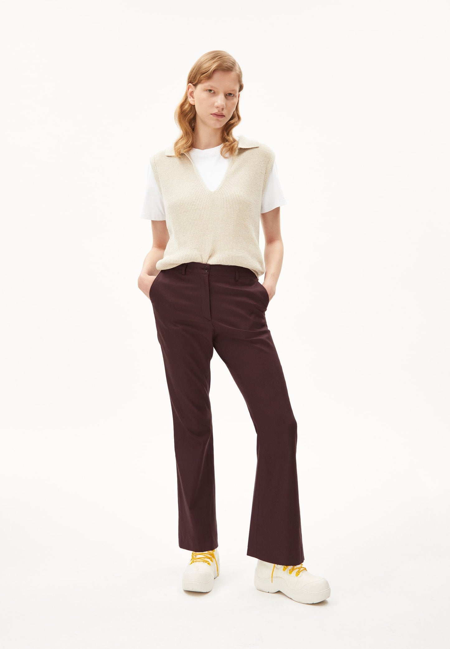 Pantalon flare prune en coton bio et ecovero - tatnaa fudge