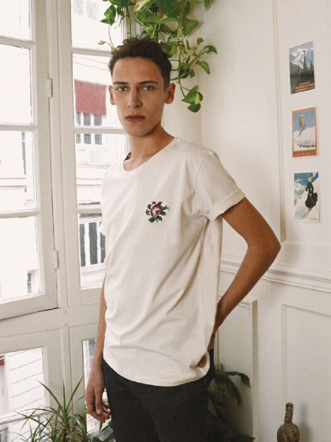 T-shirt brodé blanc cassé en coton bio - Rose