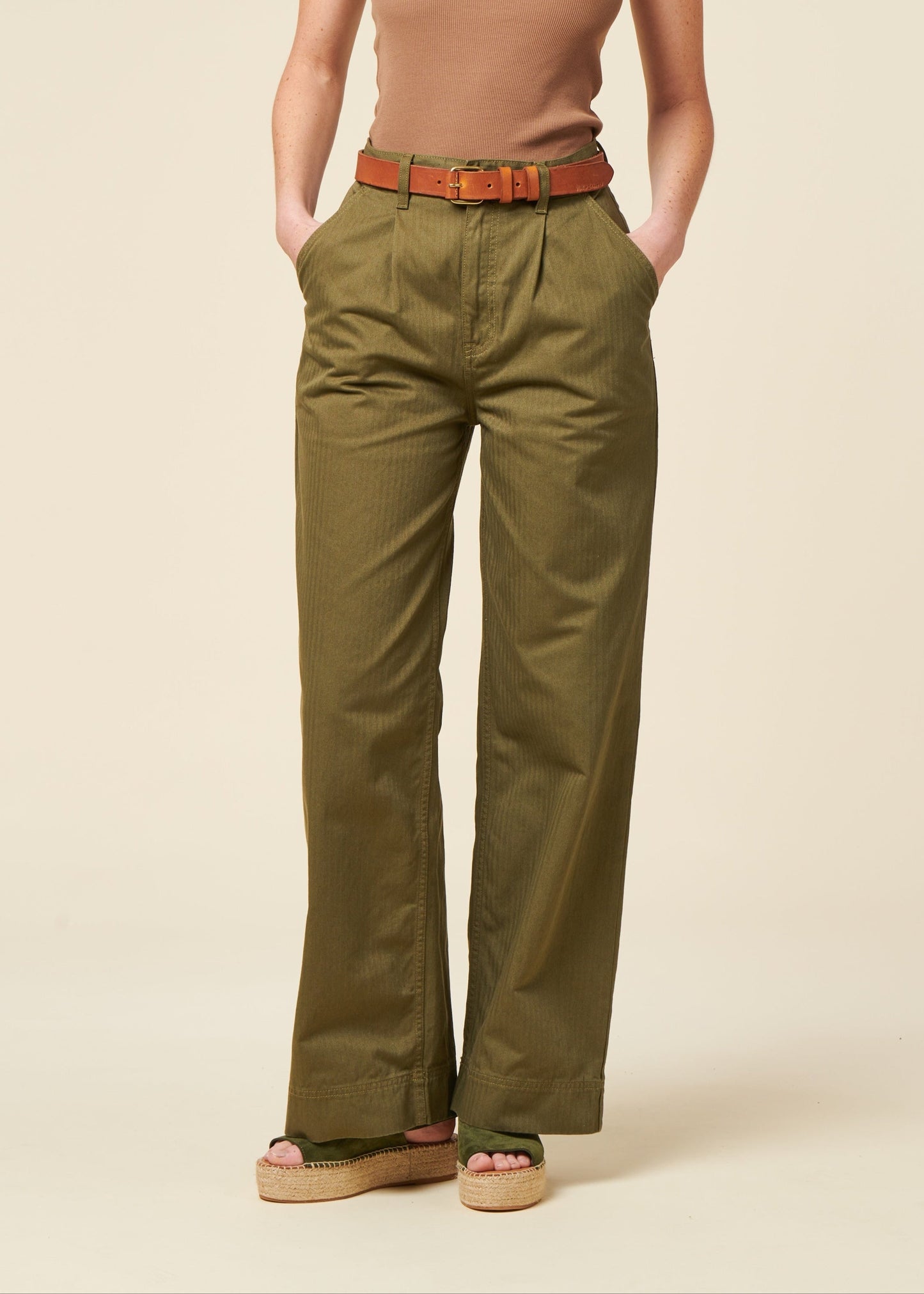 Pantalon en coton bio | kaki "suki workwear pants - olive"