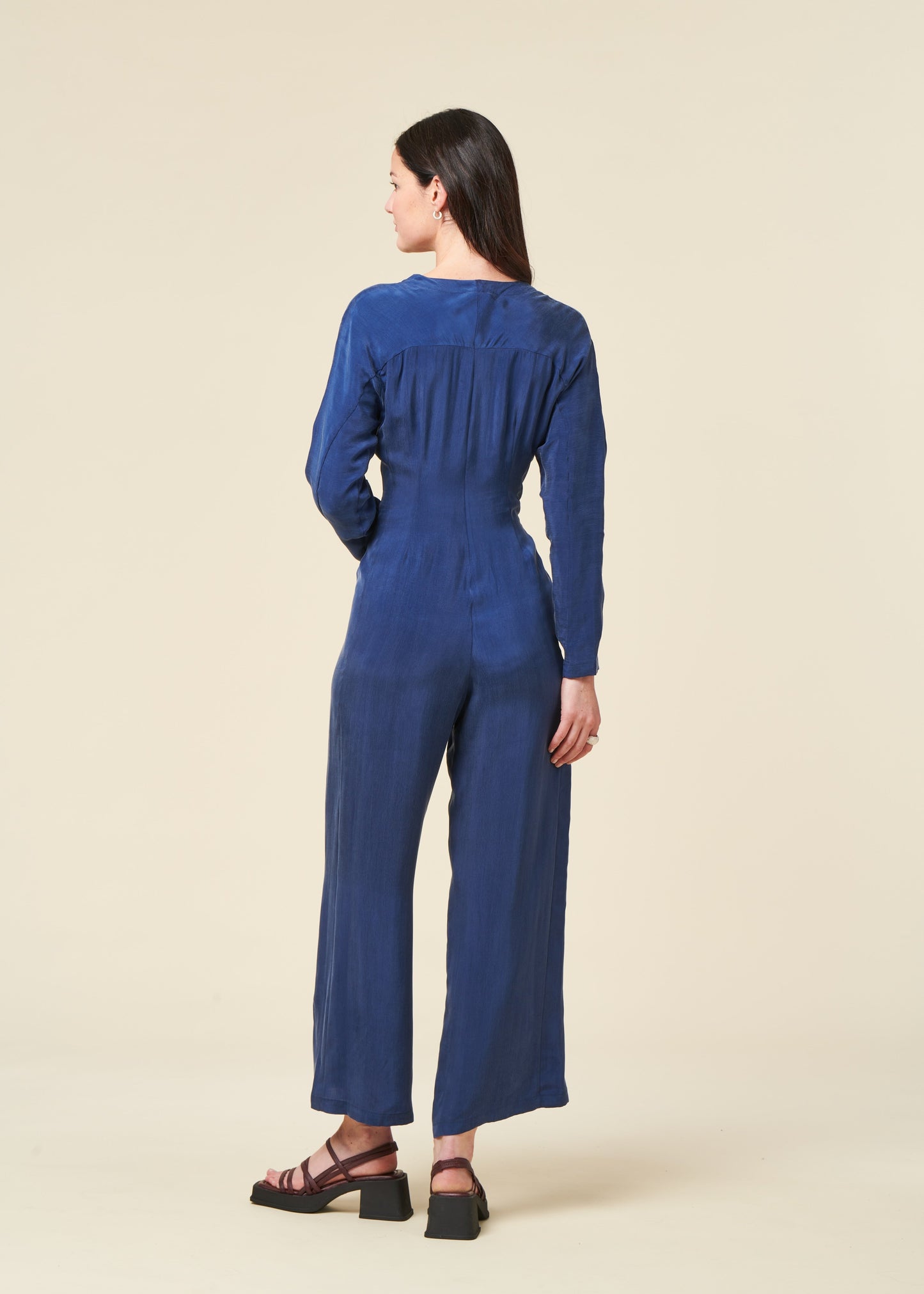 Combinaison en cupro | bleu "Cobalt marcia jumpsuit - blue"