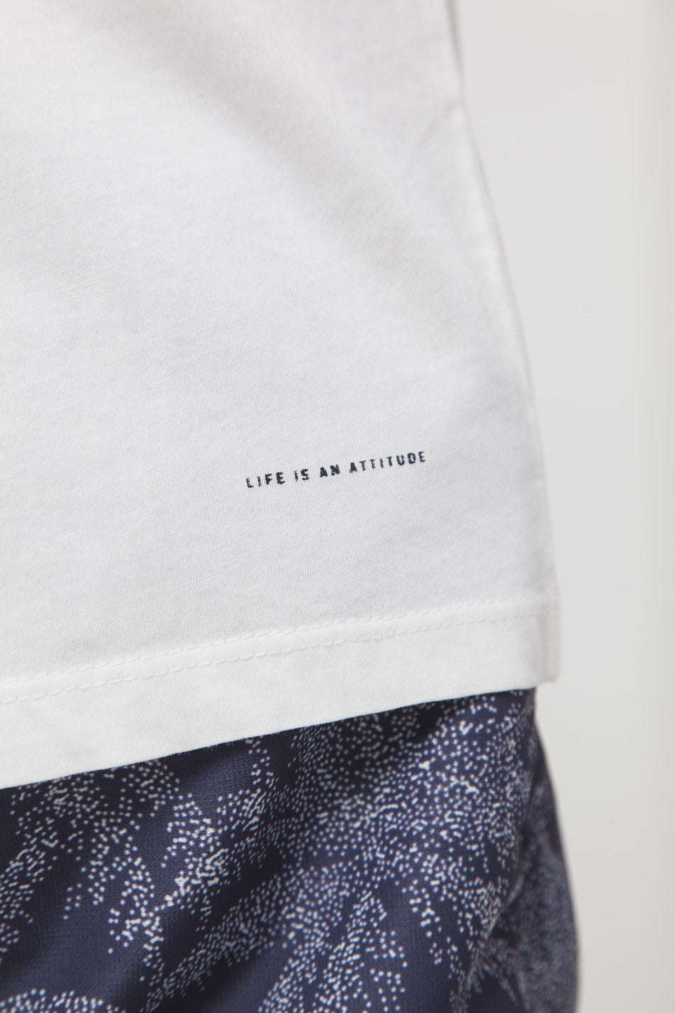 T-shirt uni blanc avec poche en coton bio