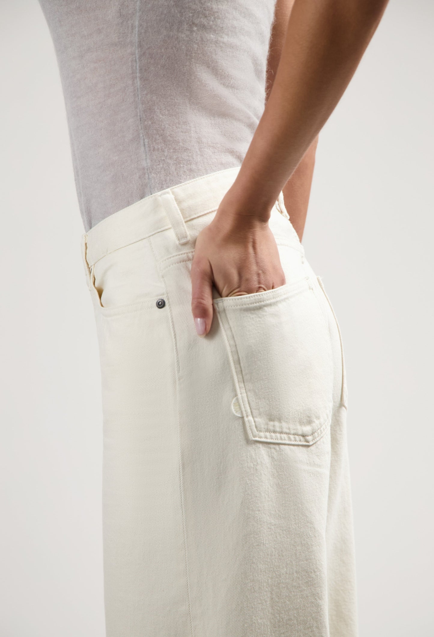Jean évasé fluide en coton bio et tencel | écru "Sara high loose flow - natural"