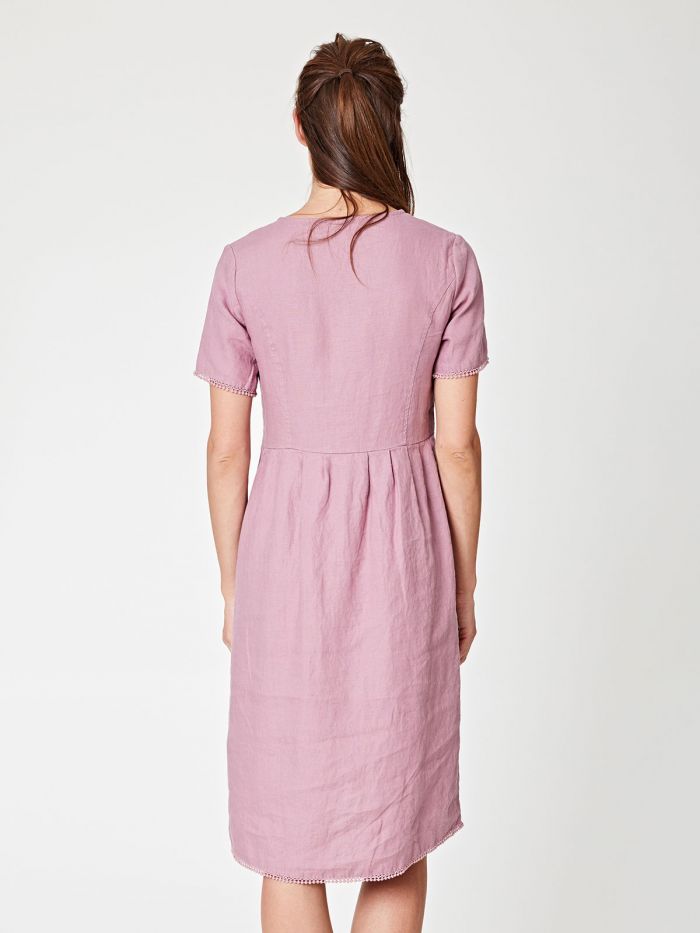 Robe en chanvre rose à col boutonné