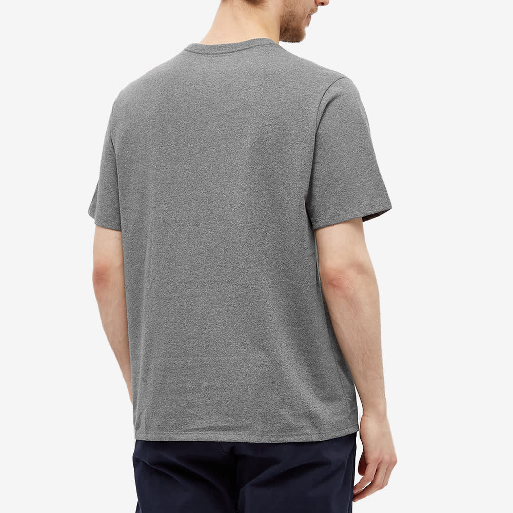 T-shirt gris avec poche en recyclé - Boardshort label pocket