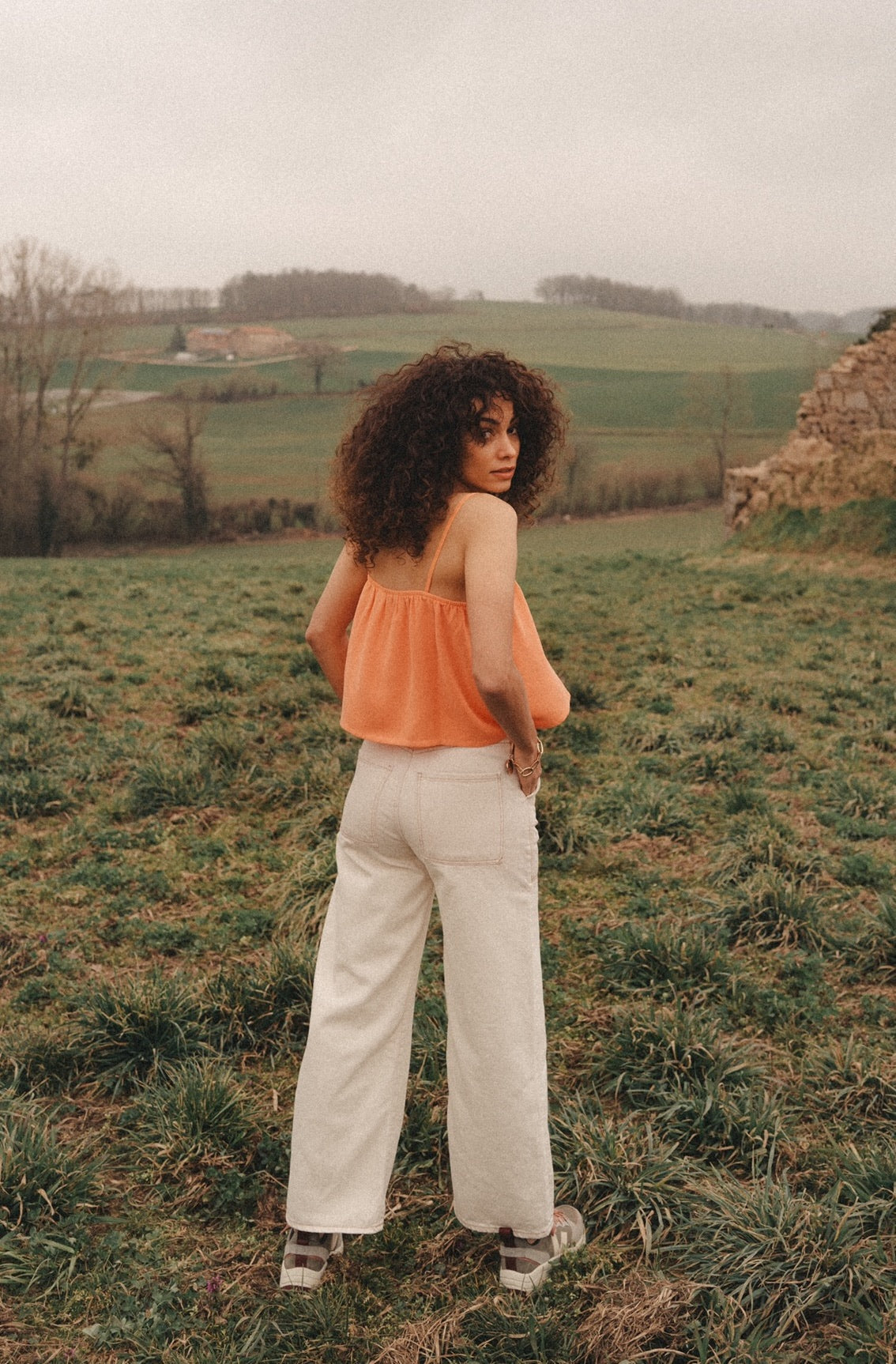 Jean évasé écru en coton bio non teint - NESSAA CR. WORKER UNDYED