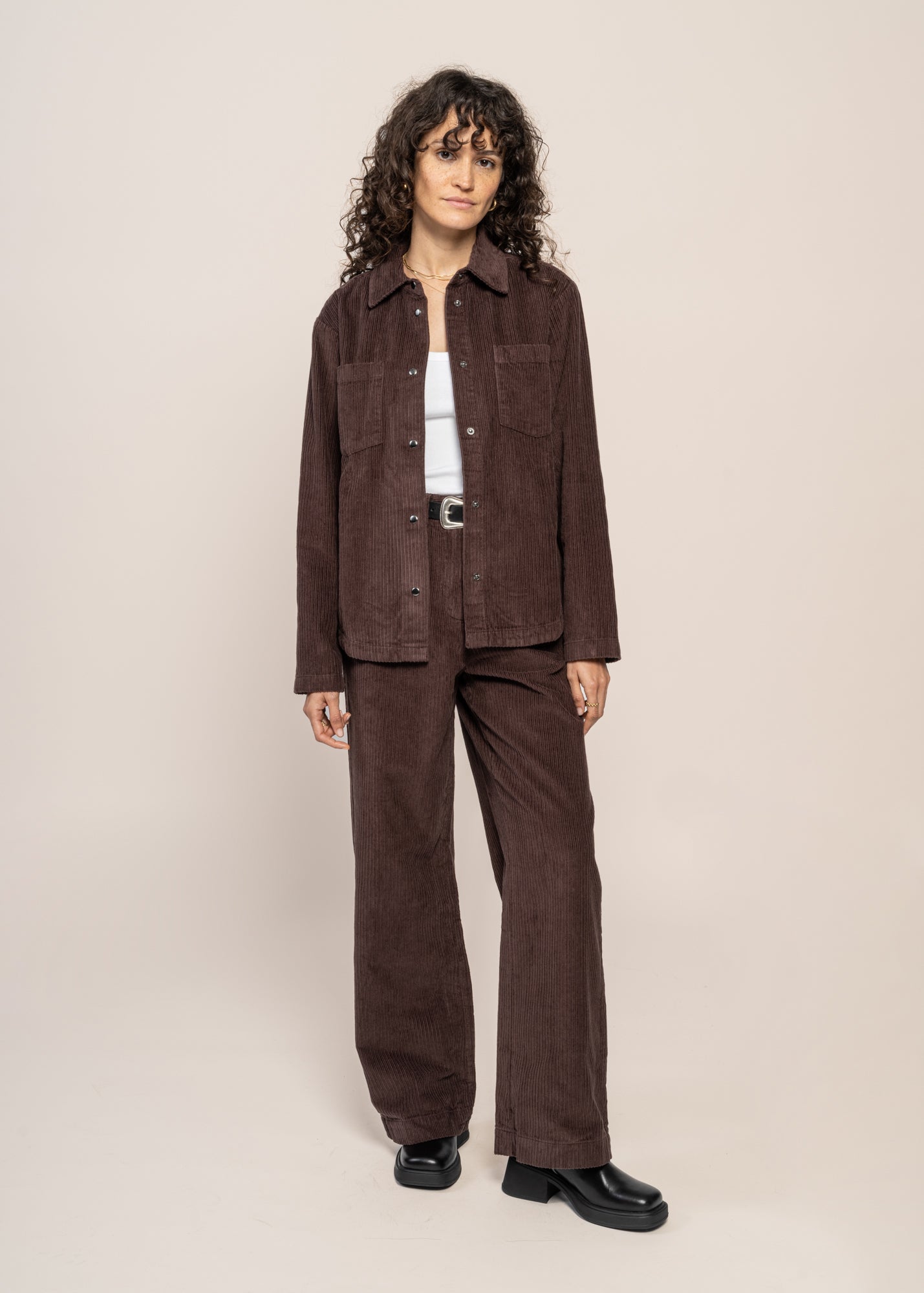 Surchemise velours en coton bio | marron "irrregular corduroy overshirt chocolate plum"