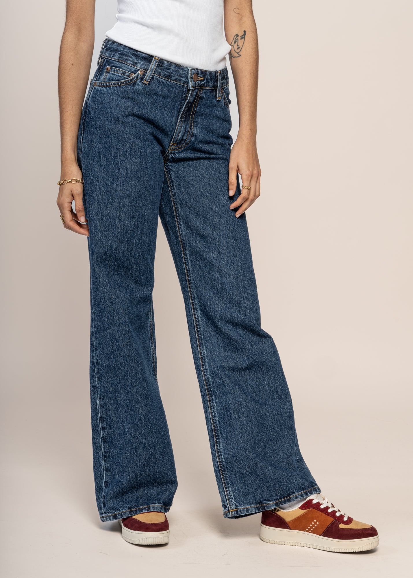 Jean taille basse evasé en coton bio | bleu "wide heidi evening jazz"