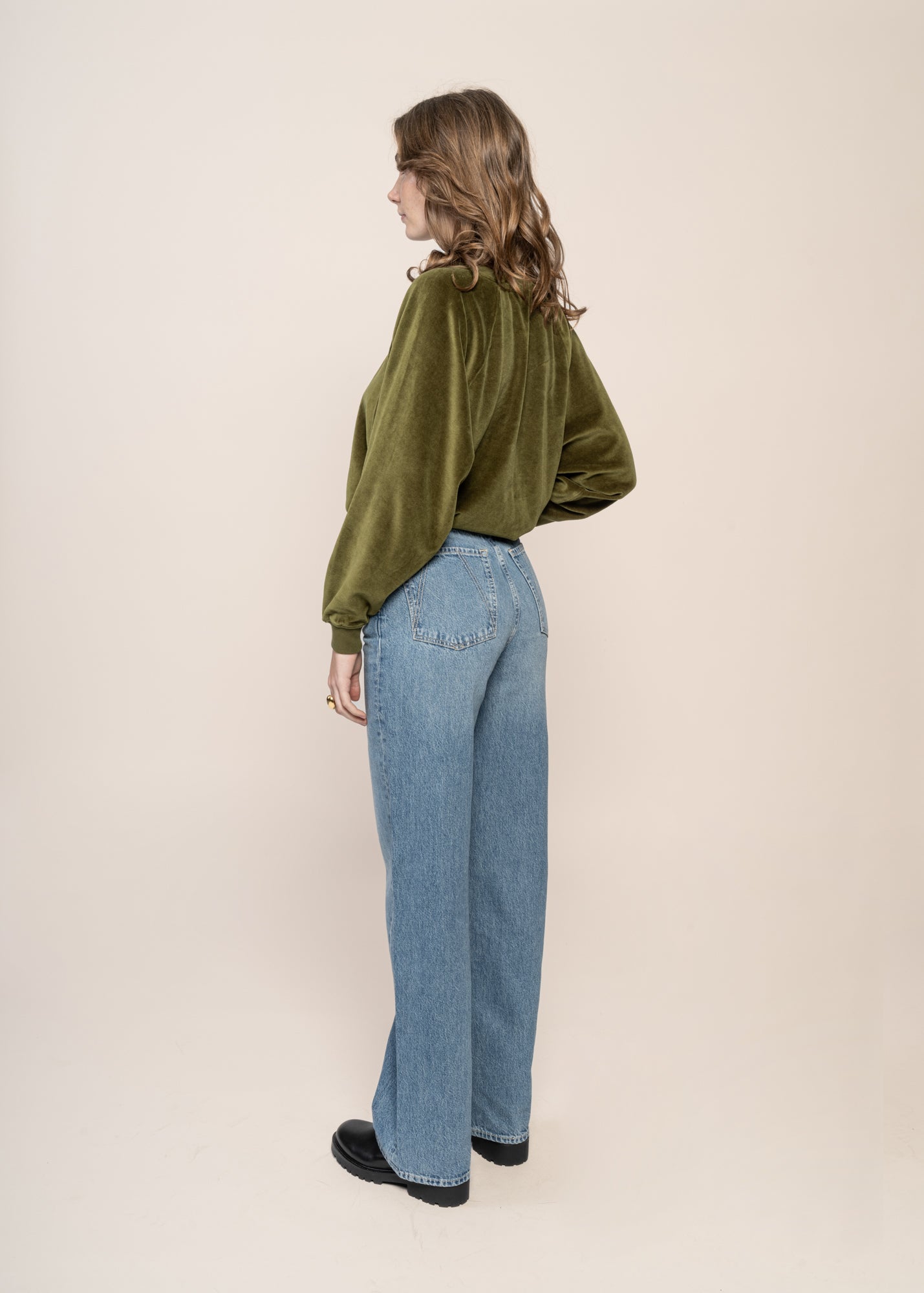 Jean ample en coton bio et matière recyclée | bleu "enijaa light cerulean"