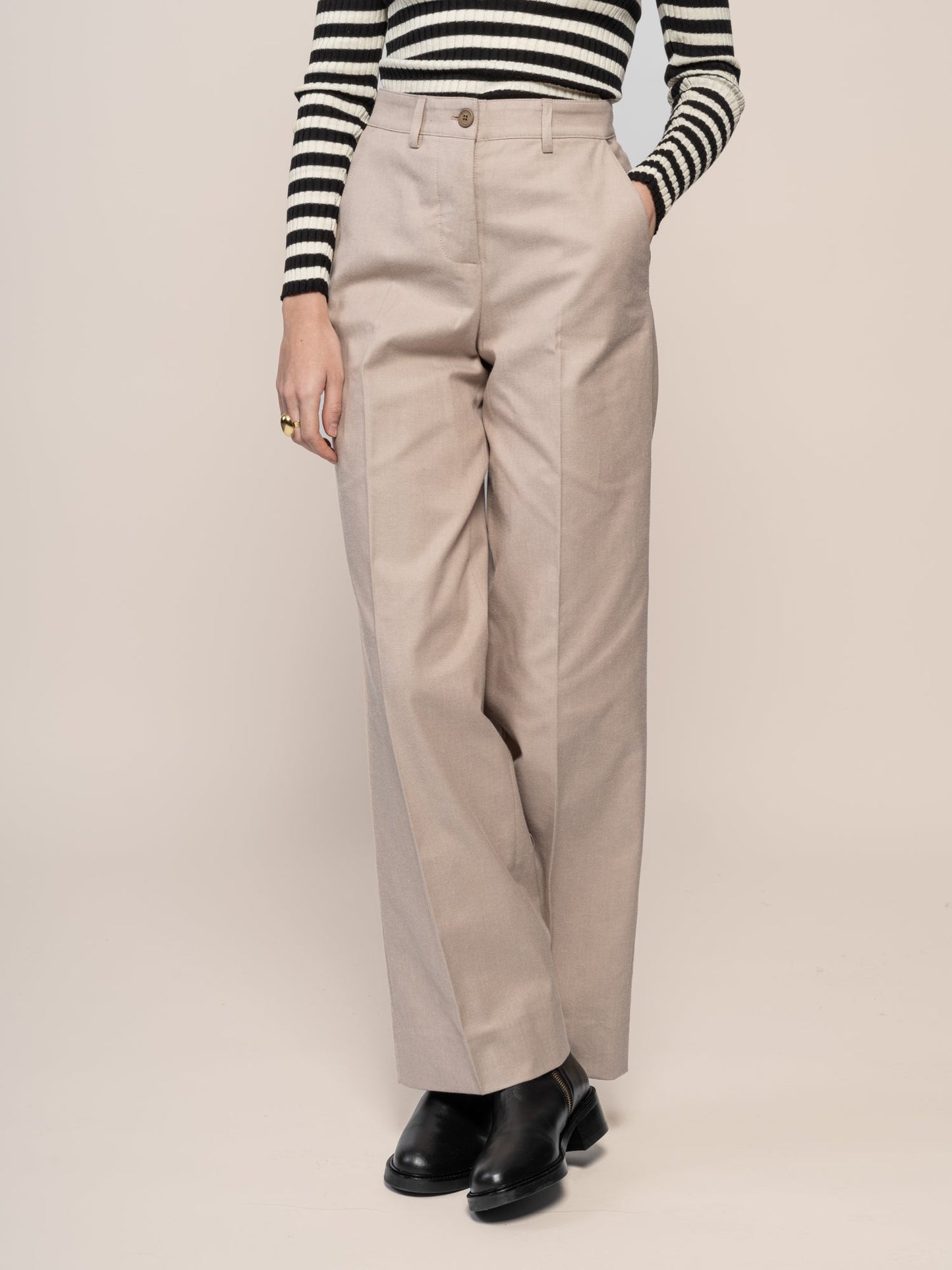 Pantalon ample en coton bio | beige "leandraa handaas - cinnamon dust-oatmilk"
