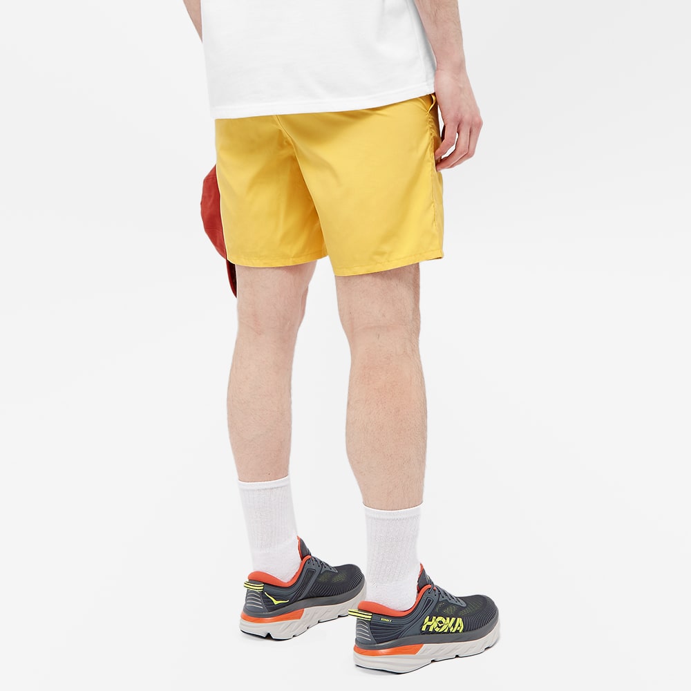 Short léger jaune en recyclé