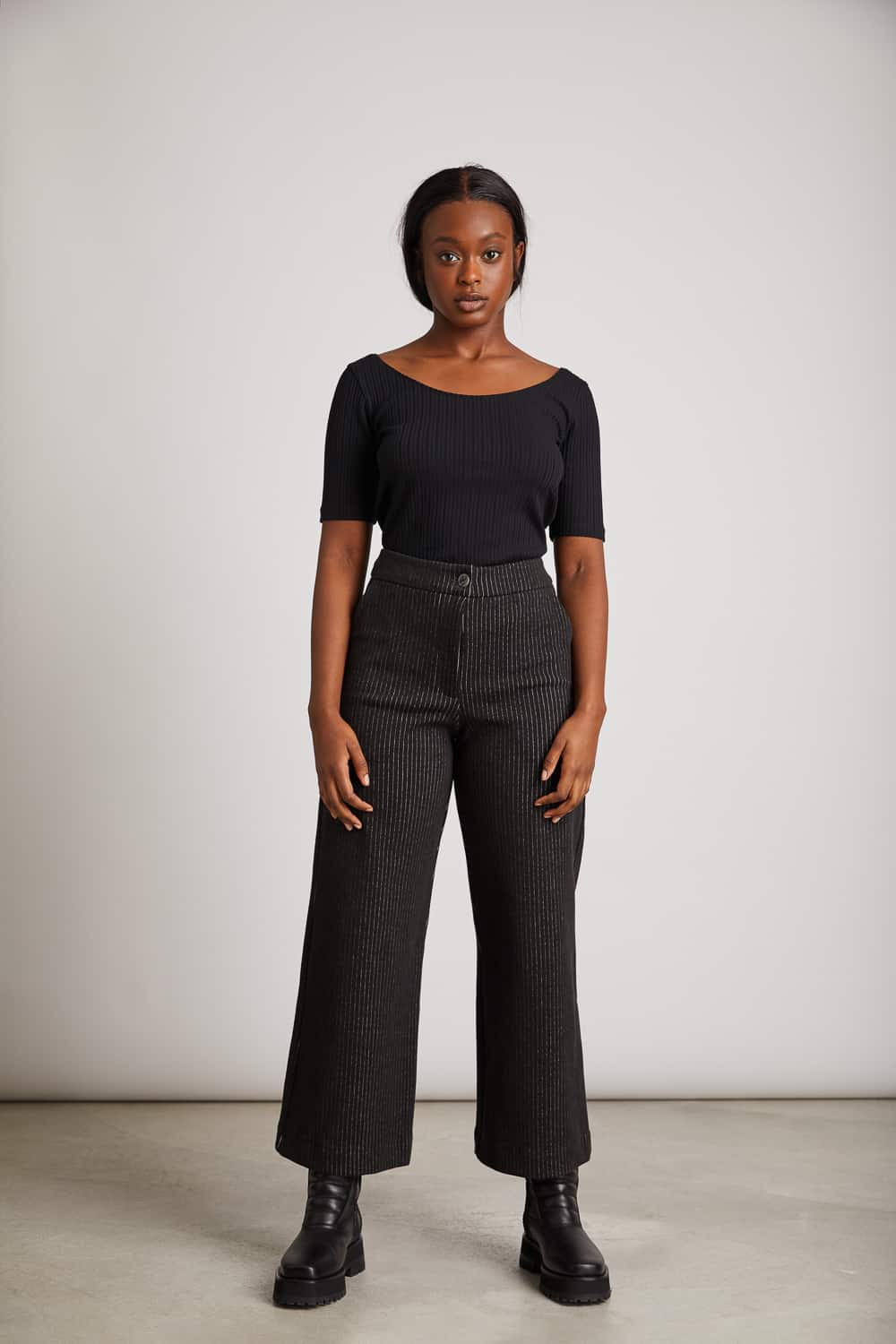 T-shirt côtelé noir en tencel - SCOOP