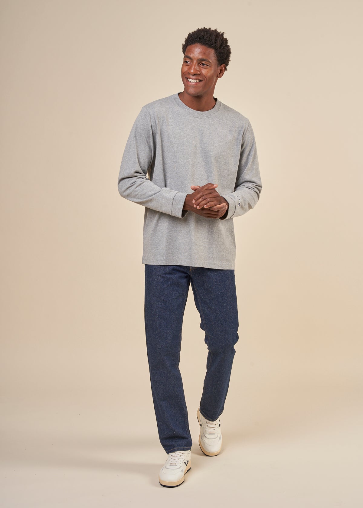 Jean droit en coton recyclé | Bleu "chuck regular straight denim classic indigo"