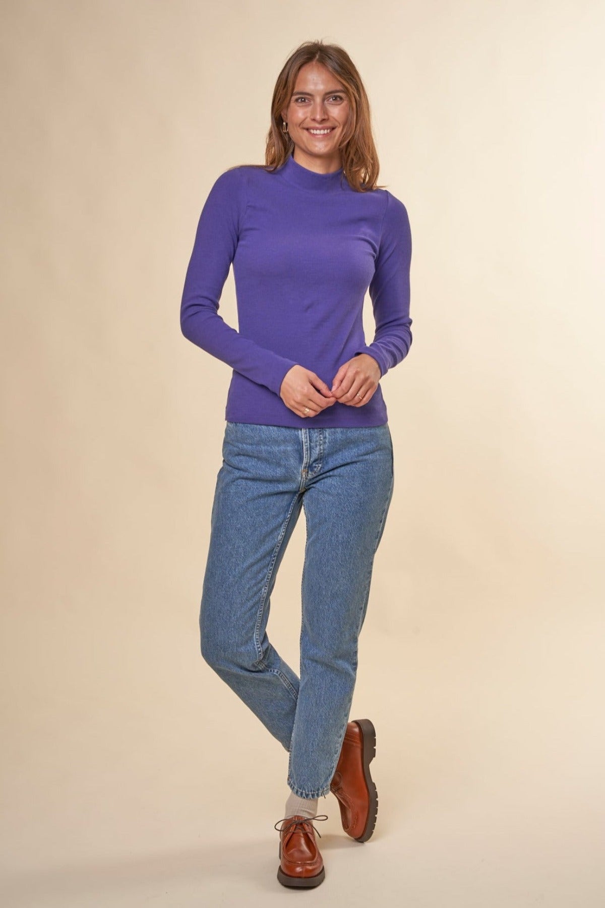 T-shirt manches longues côtelé en coton bio | Violet "rib high neck deep purple"