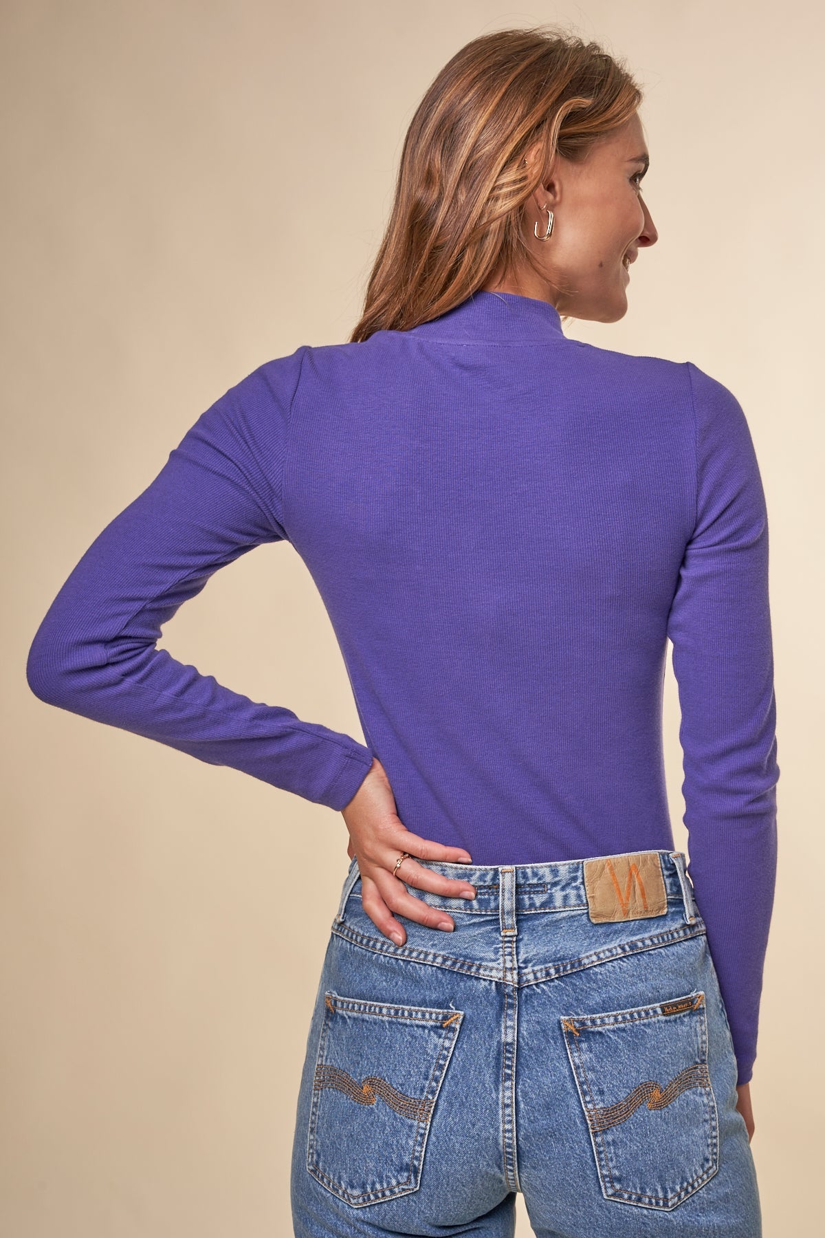 T-shirt manches longues côtelé en coton bio | Violet "rib high neck deep purple"