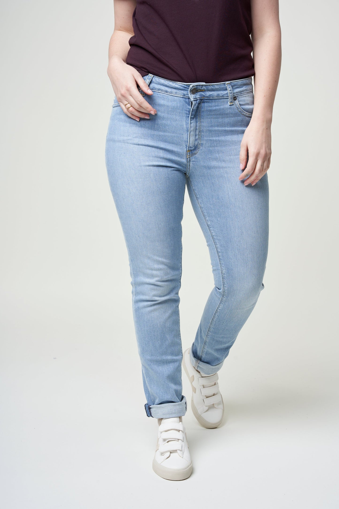 Jean slim bleu clair en coton bio et recyclé - regular swan heavy stone
