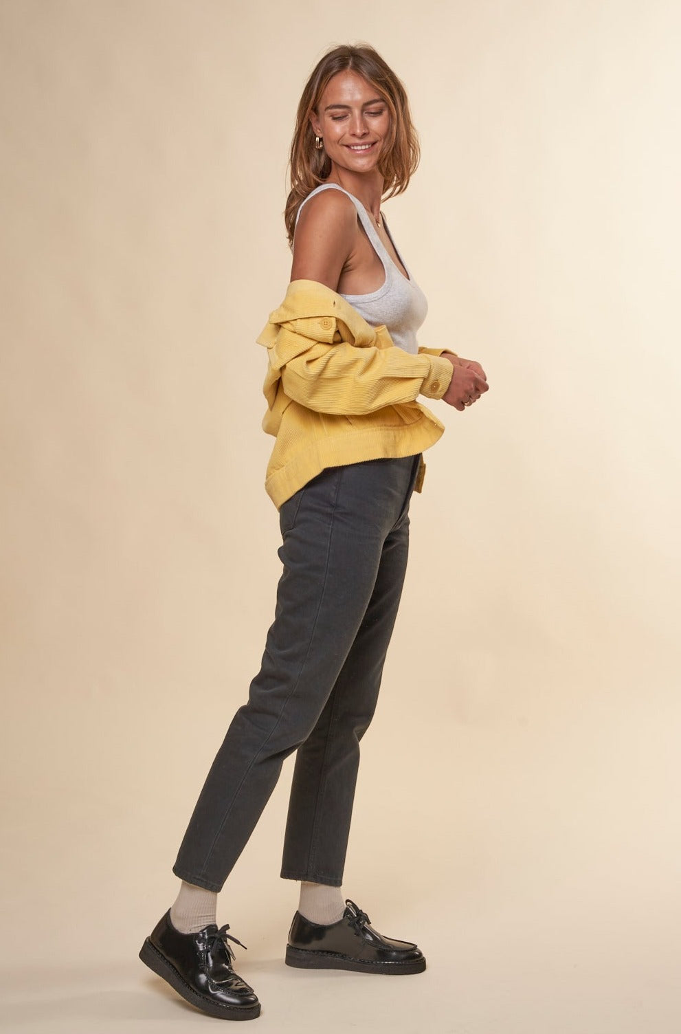 Veste oversize velours en coton bio | jaune "lemon corduroy frans jacket"