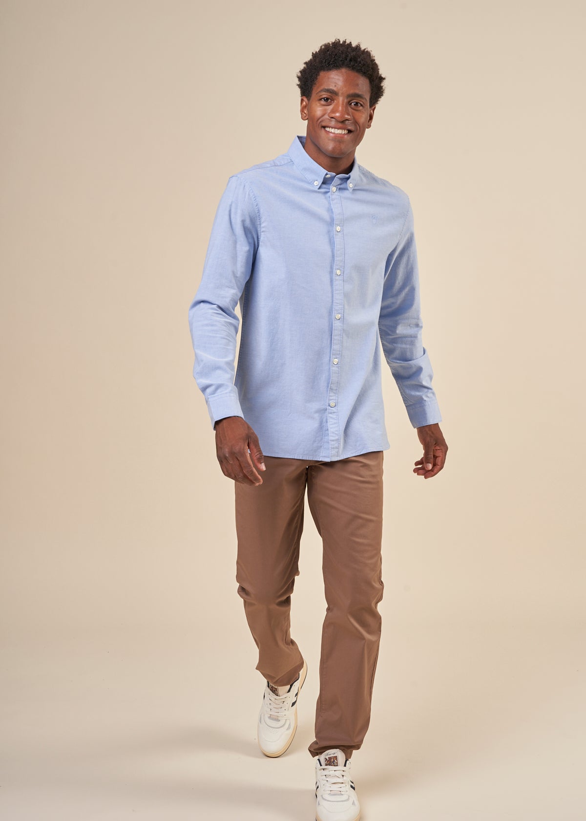 Chemise avec logo en coton bio | Bleu clair "costom tailored oxford shirt lapis blue"