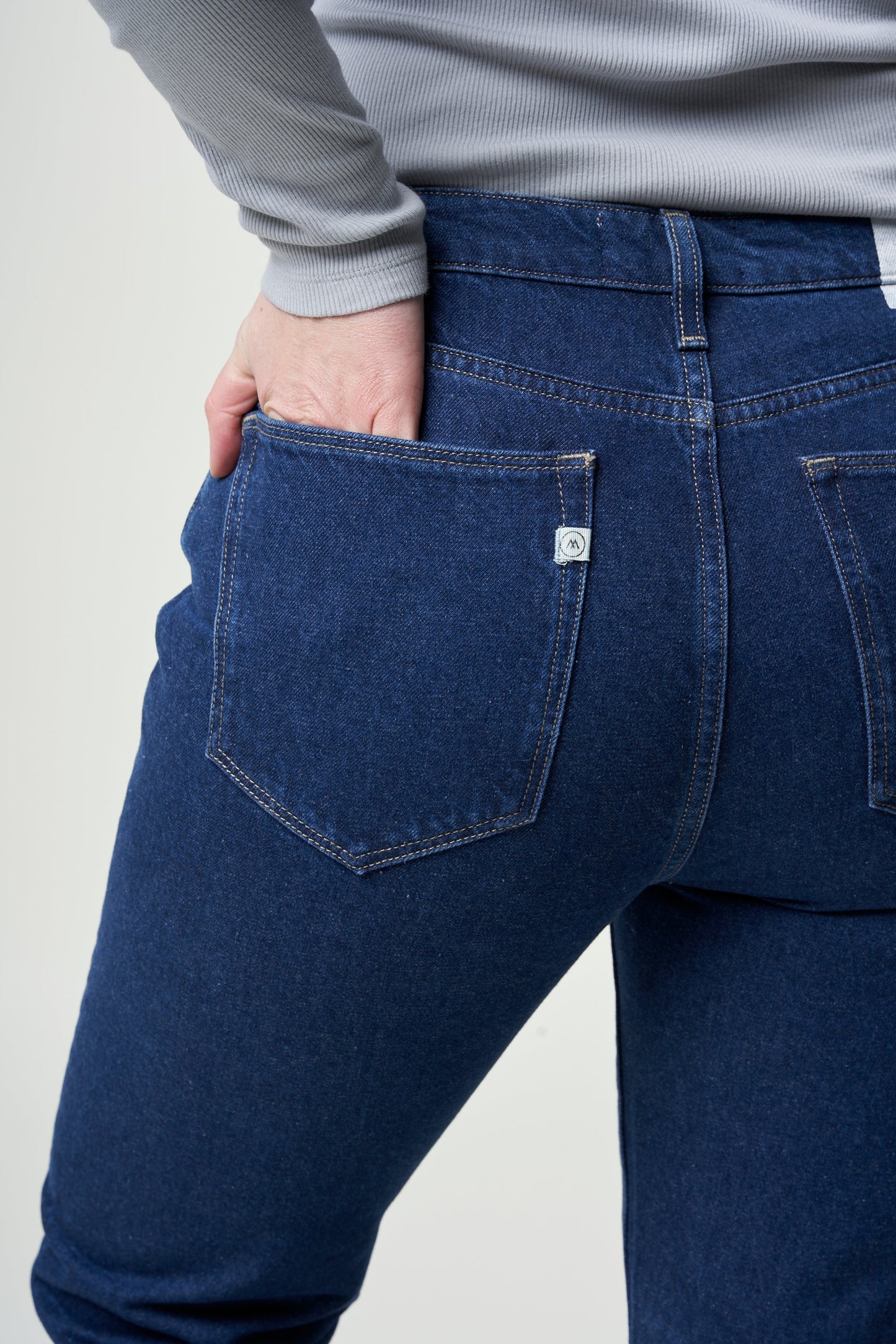 Jean droit en coton bio et recyclé - Piper Straight stone indigo