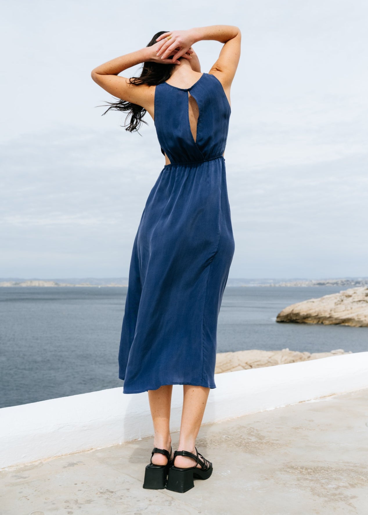 Robe en ecovero | bleu "Cobalt kin dress - blue"