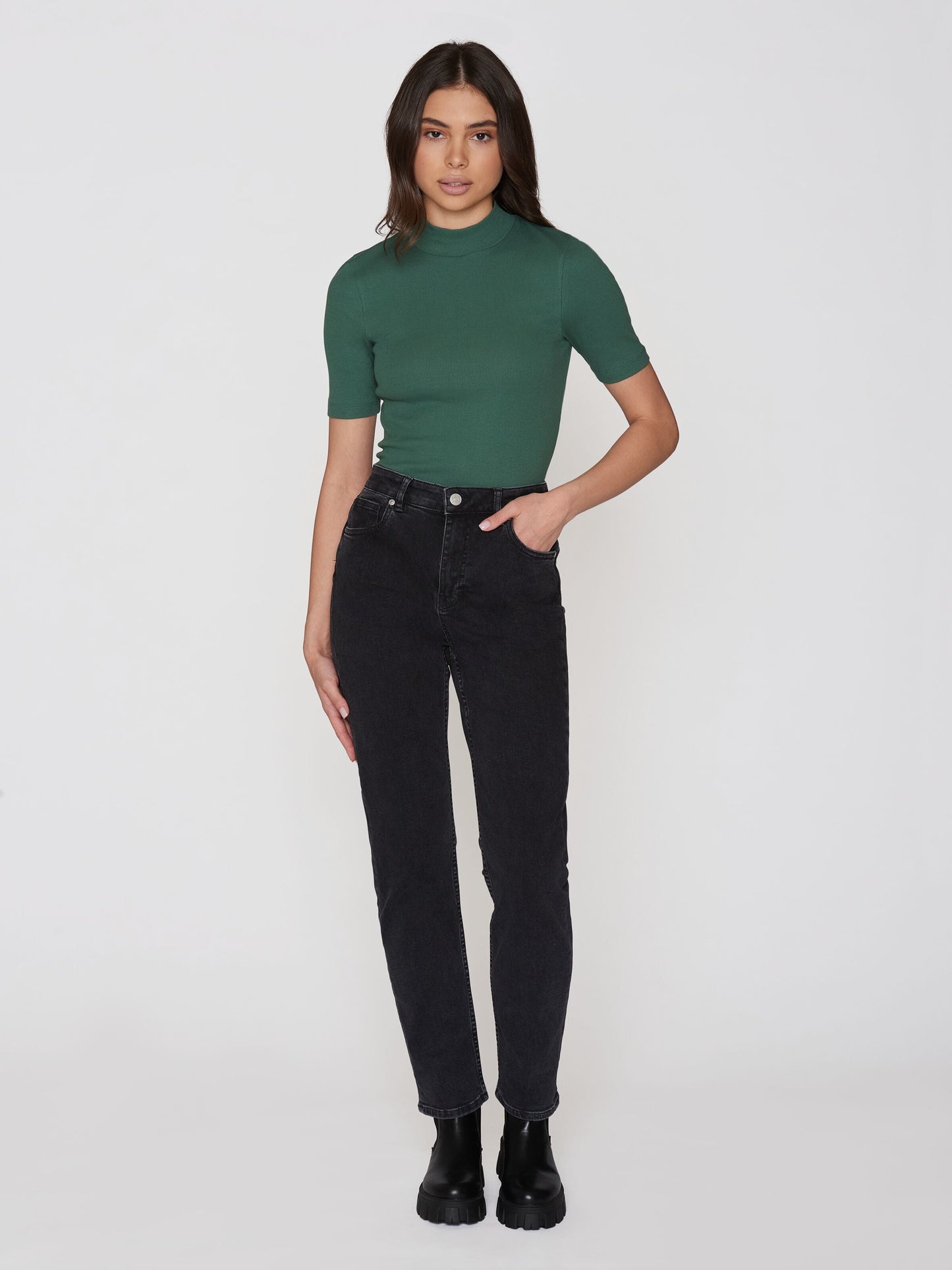 T-shirt col cheminée en coton bio | Vert forêt "rib high neck short sleeved dark forest"