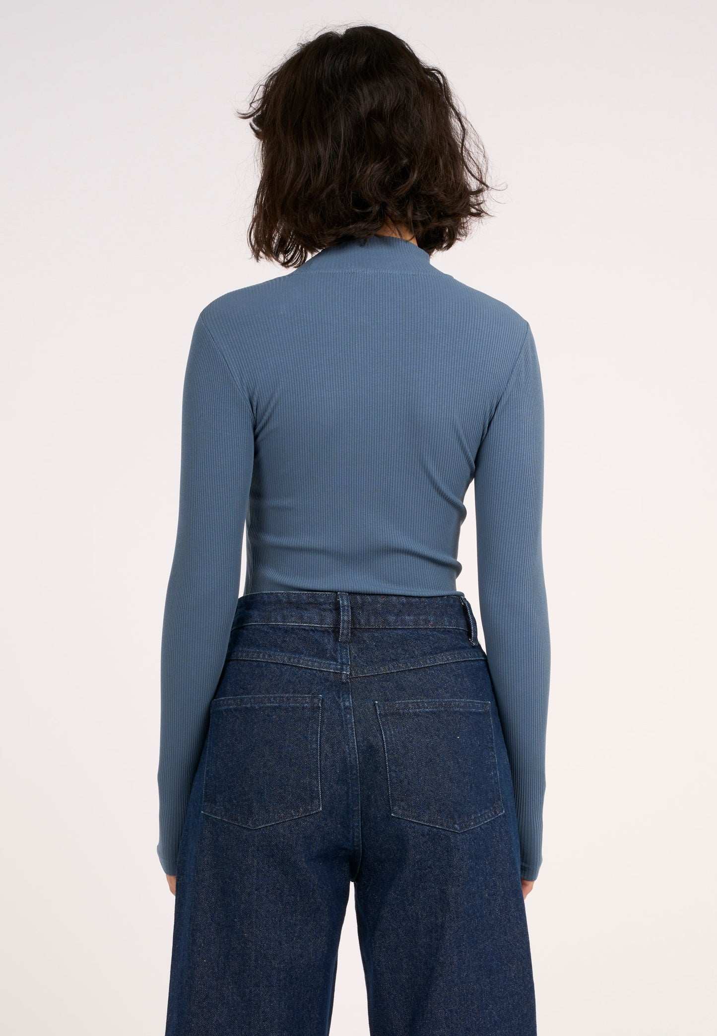T-shirt manches longues en coton bio | Bleu "rib high neck long sleeved china blue"
