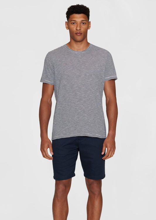 T-shirt rayé en coton bio | Bleu et blanc "narrow striped slub tee white stripe"