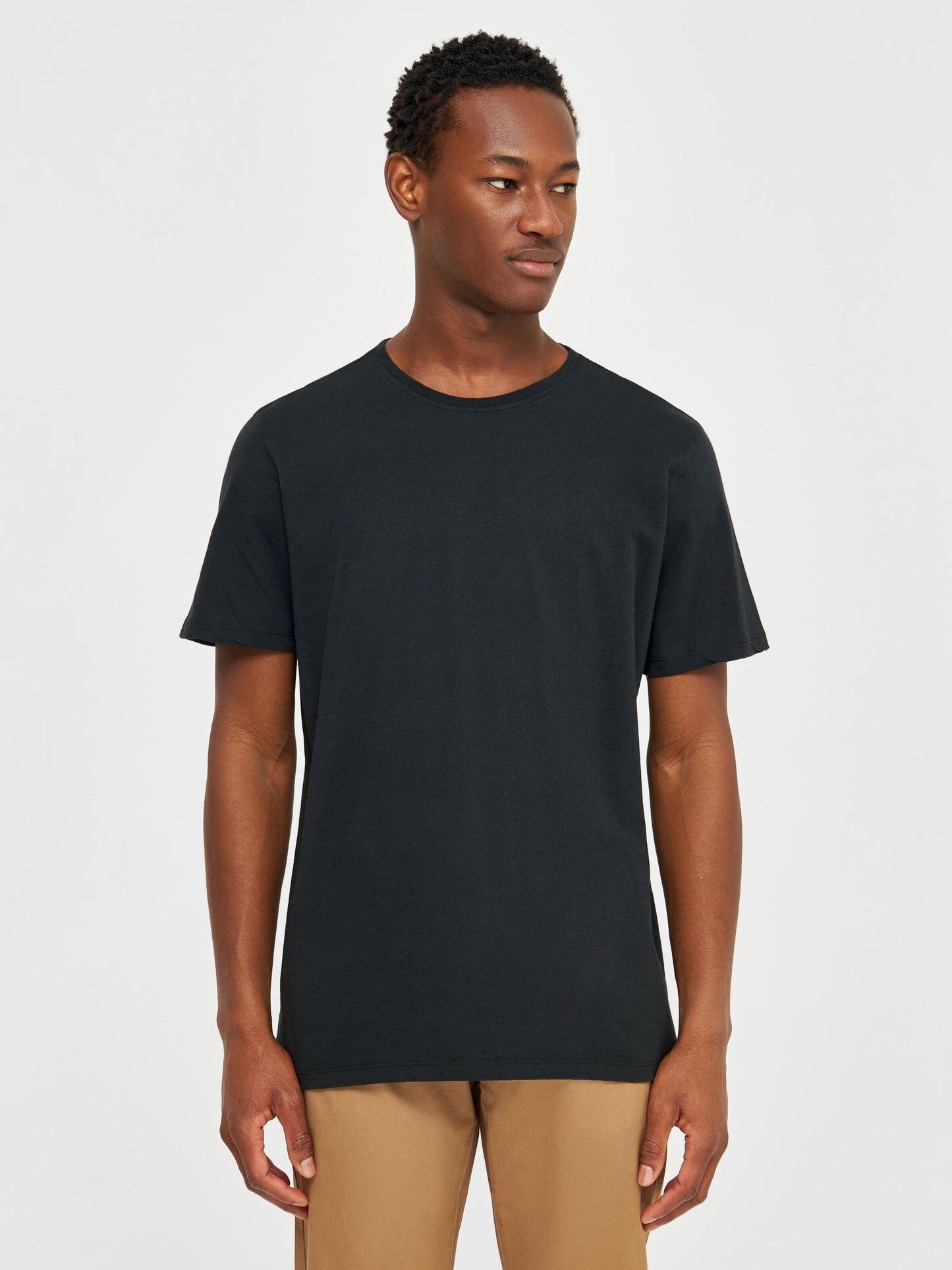 T-shirt en coton bio | noir "basic tee black jet"