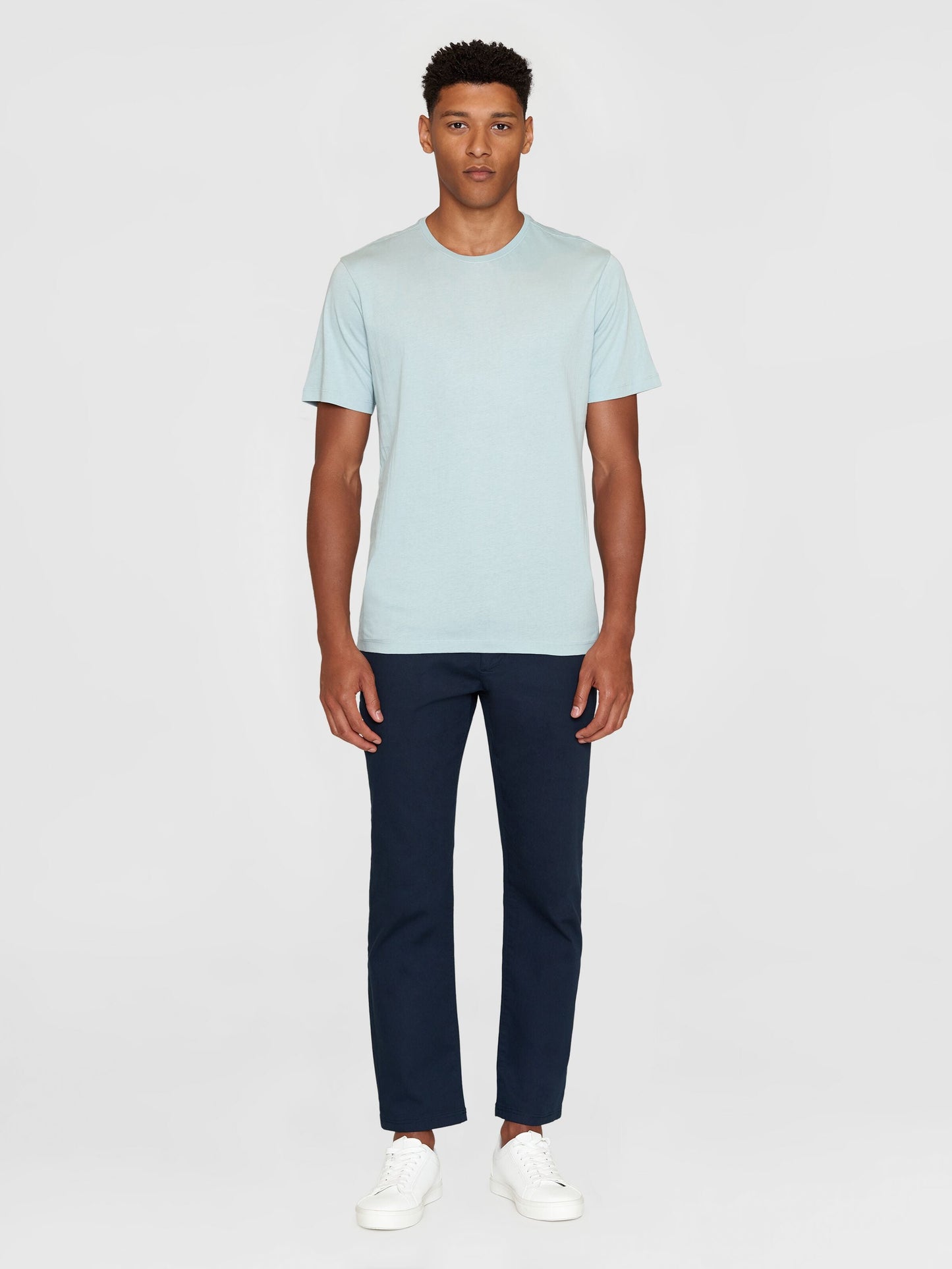 T-shirt en coton bio | bleu "agnar basic t-shirt gray mist"