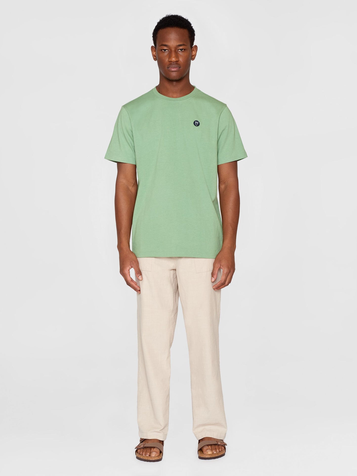 T-shirt en coton bio | vert "loke badge tee shale green"